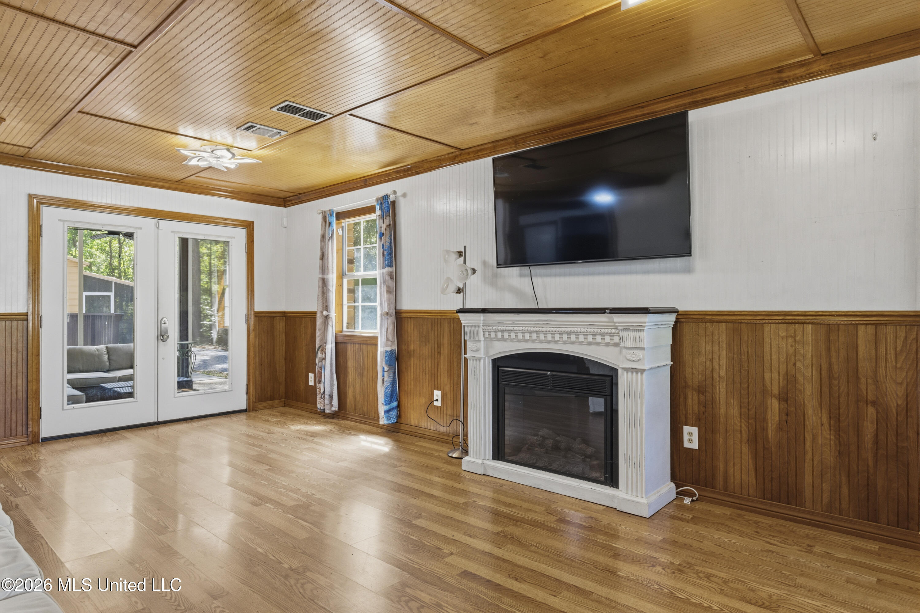 7090 Meadow Dale Street