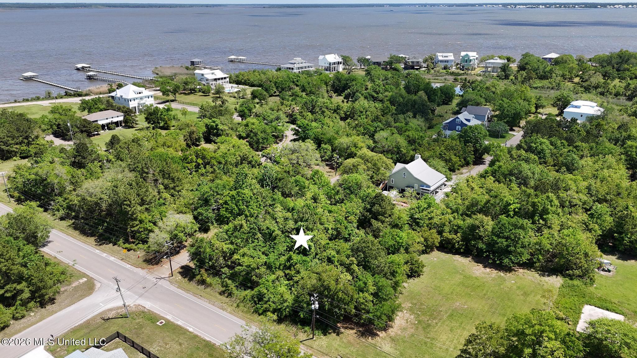 1411 Fox Drive