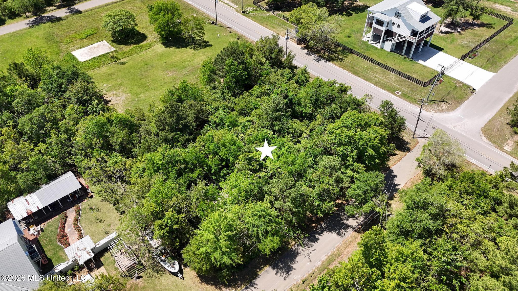 1411 Fox Drive