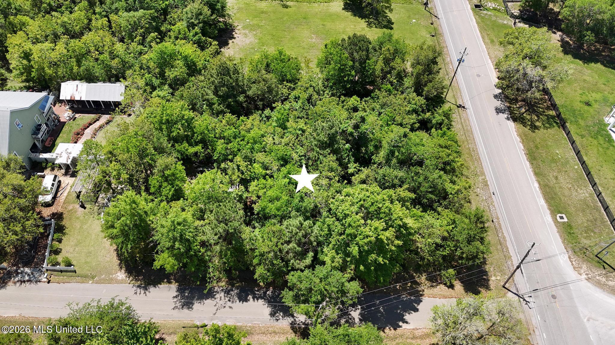 1411 Fox Drive