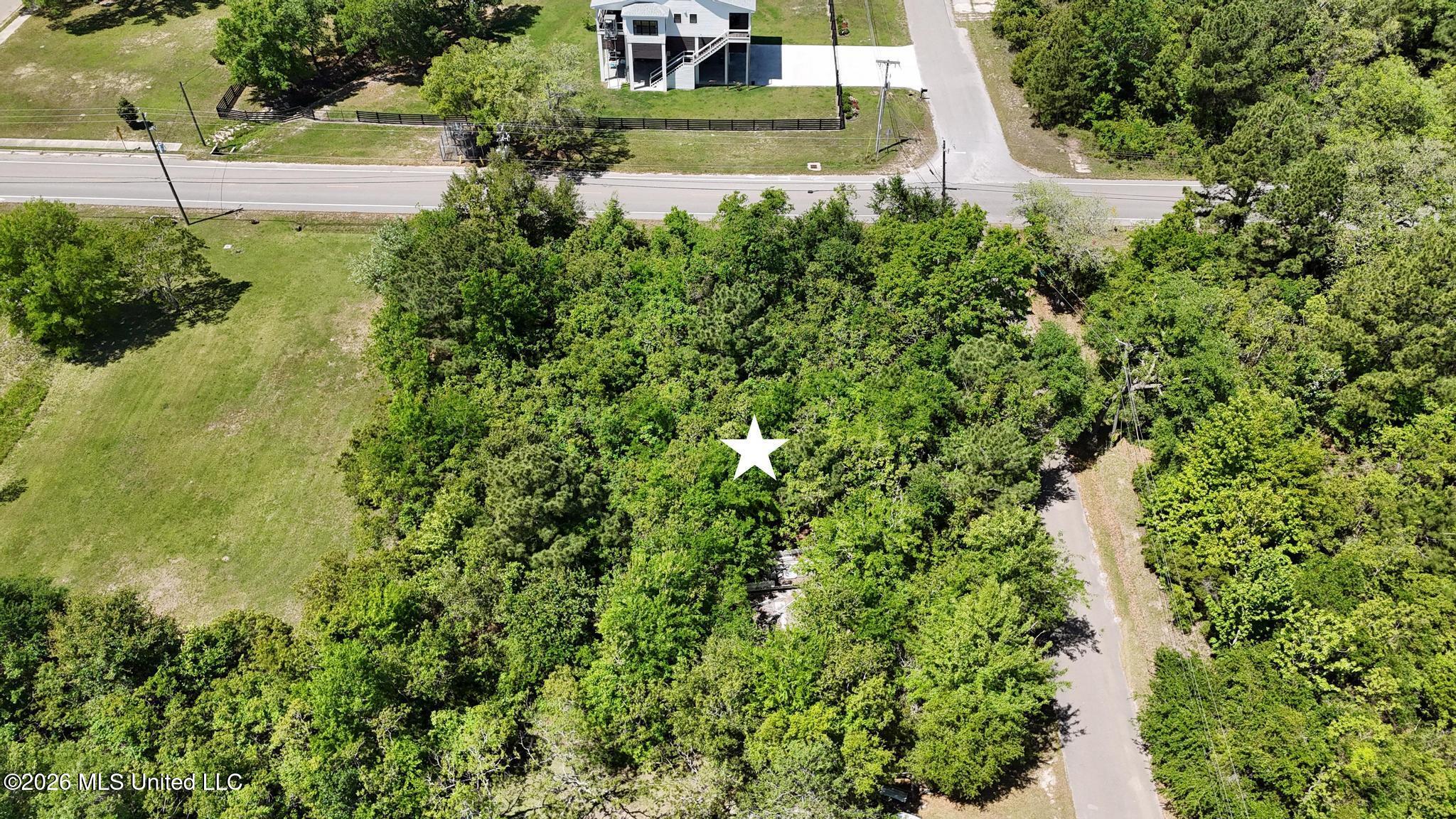 1411 Fox Drive