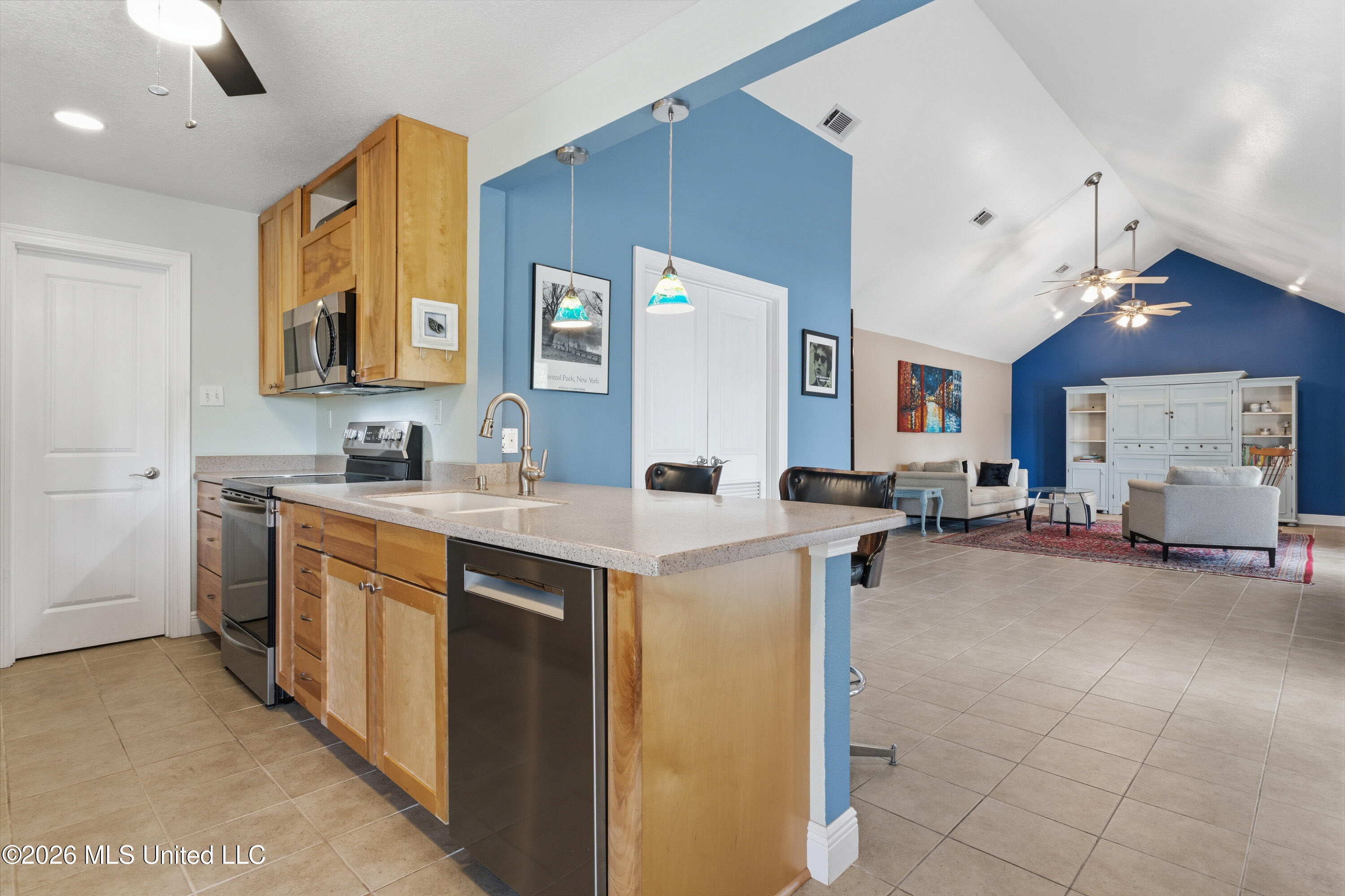 10035 Avenue D