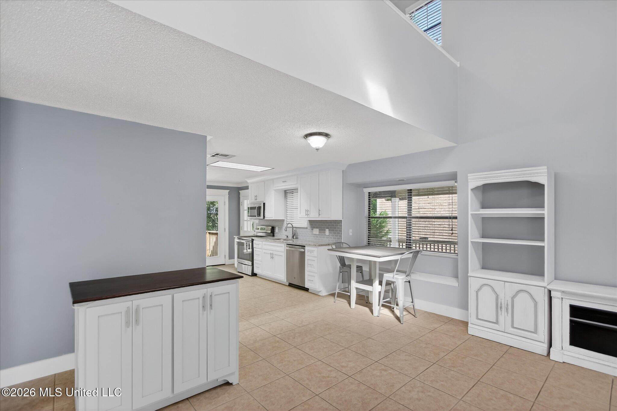 6531 Alakoko Drive