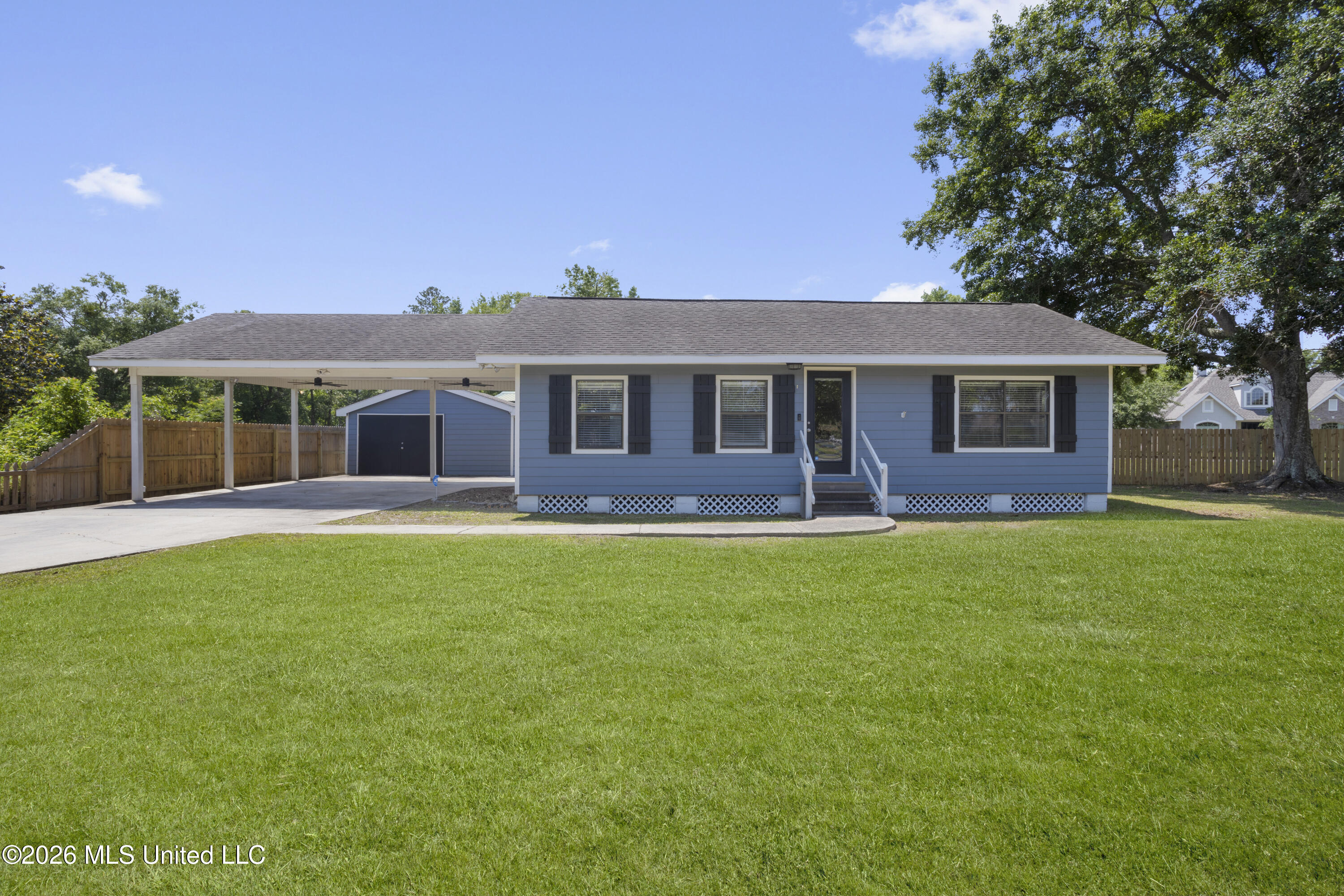 956 Old Spanish Trail
