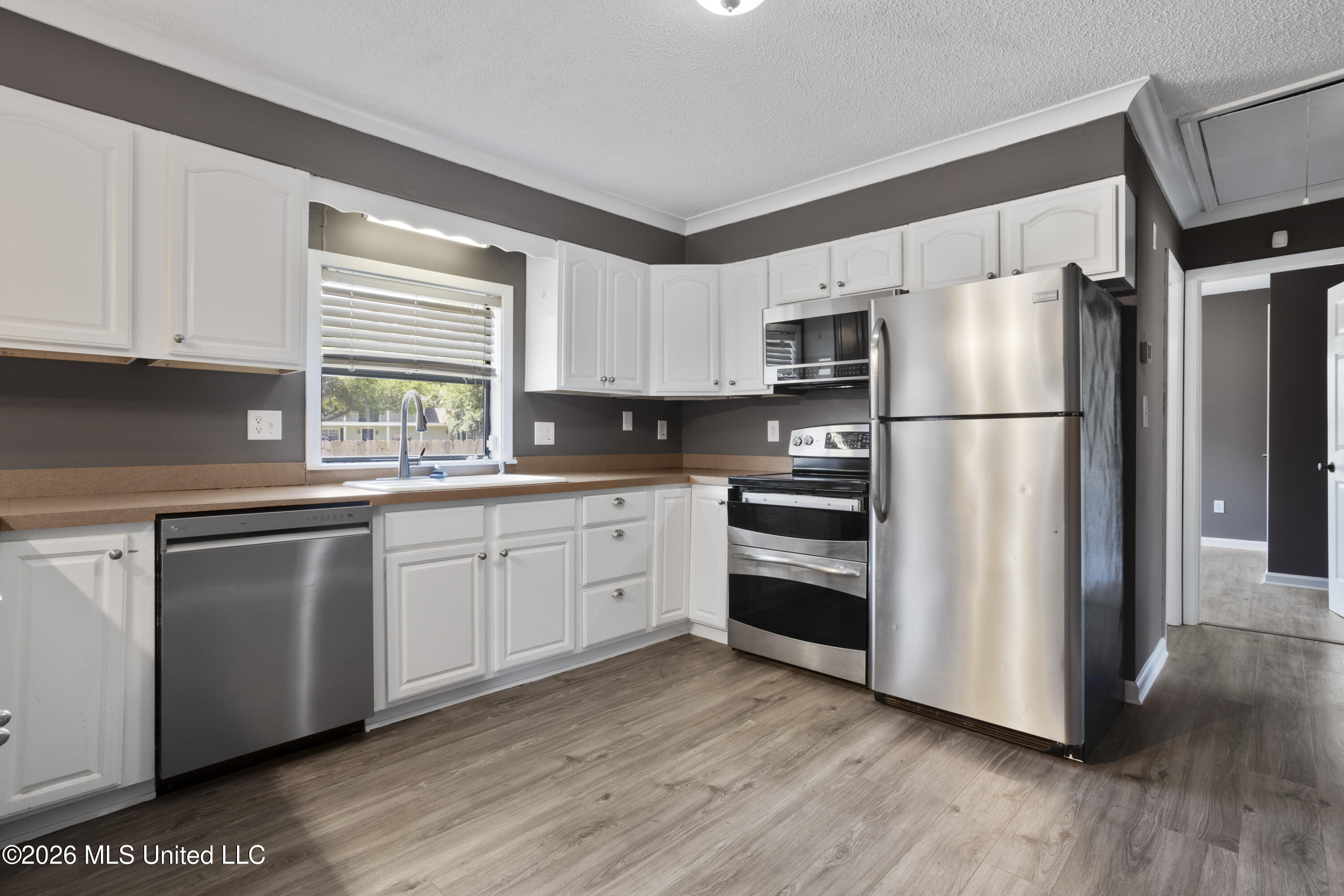 956 Old Spanish Trail