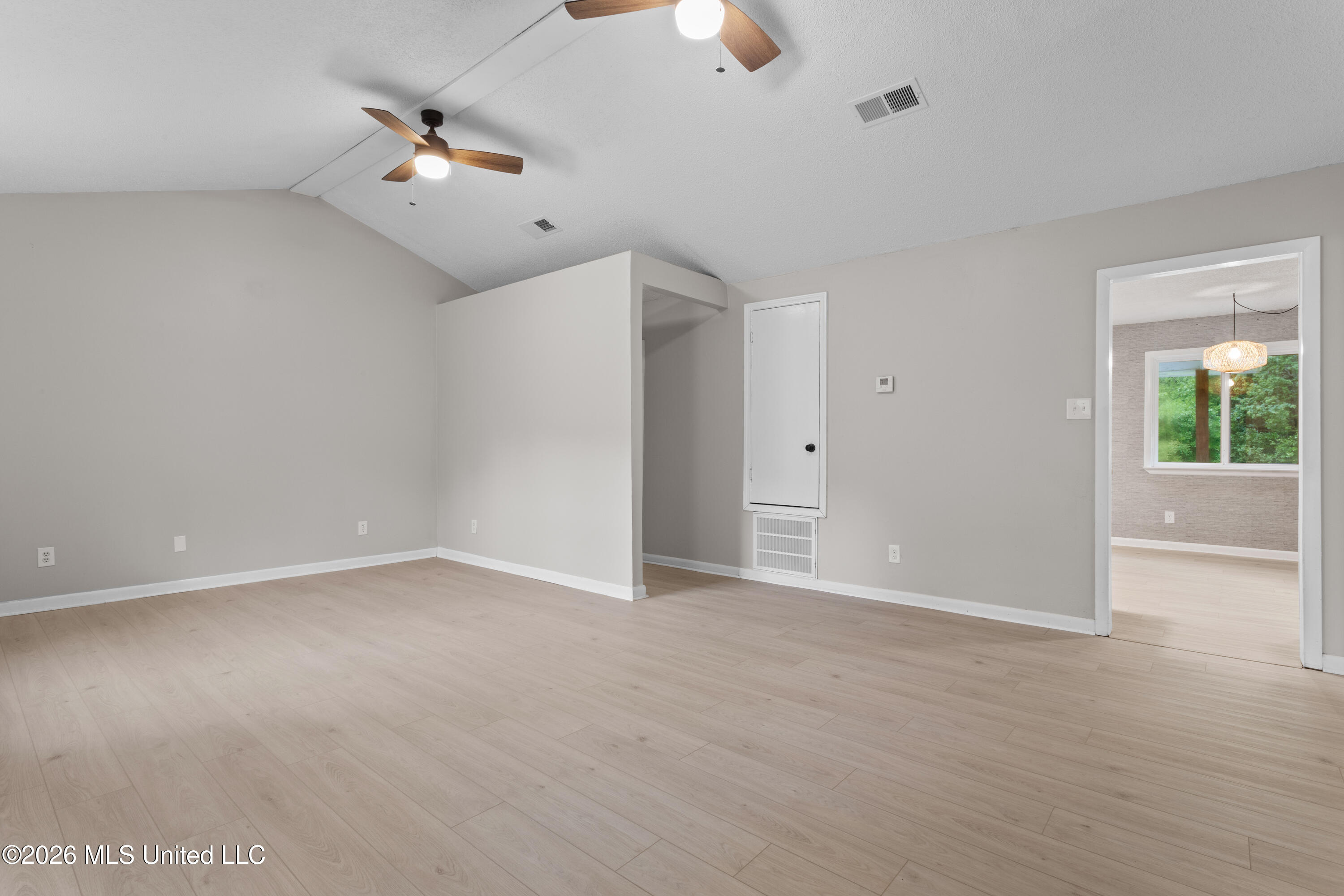 15380 Three Rivers Road