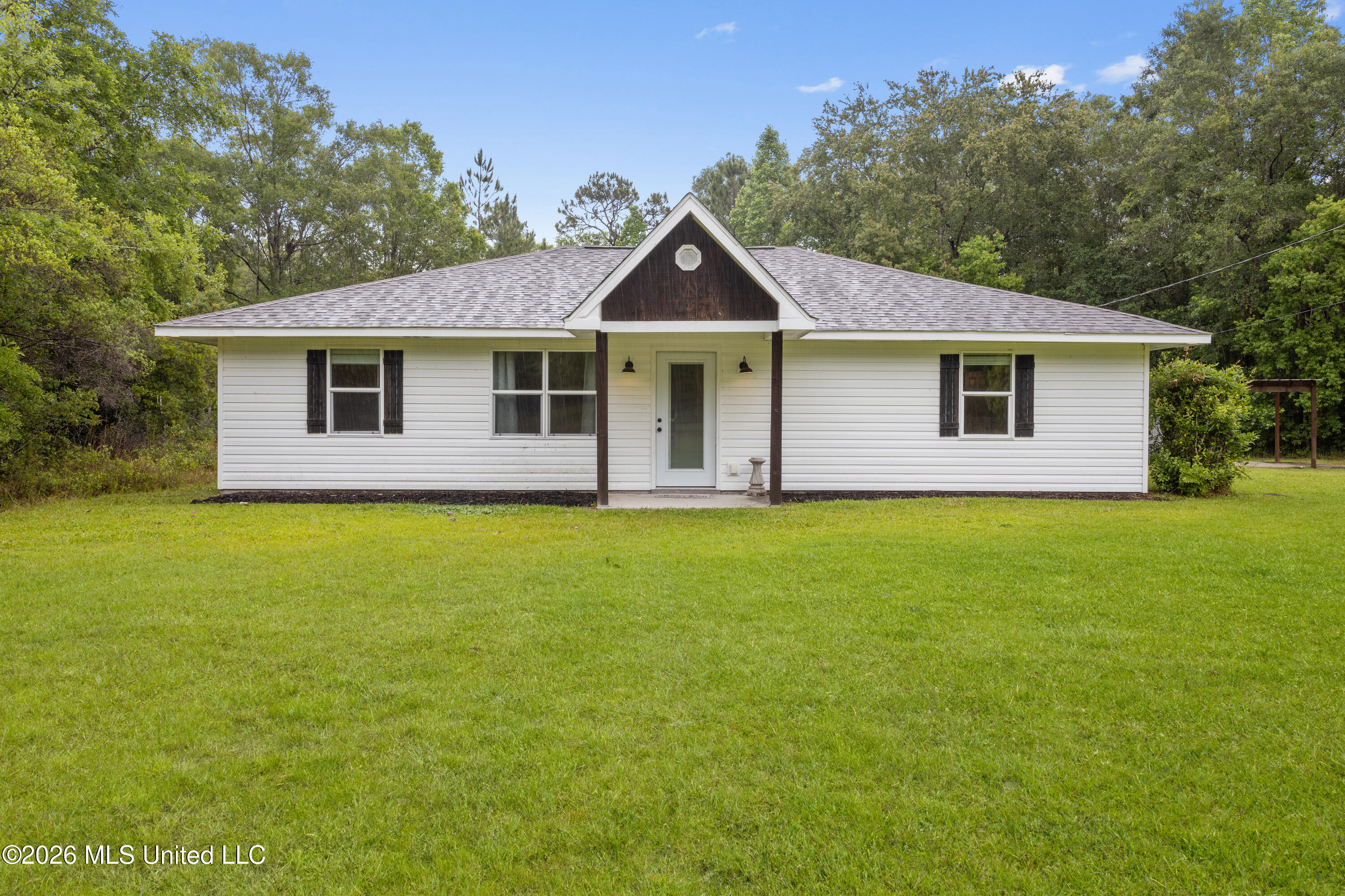 15380 Three Rivers Road