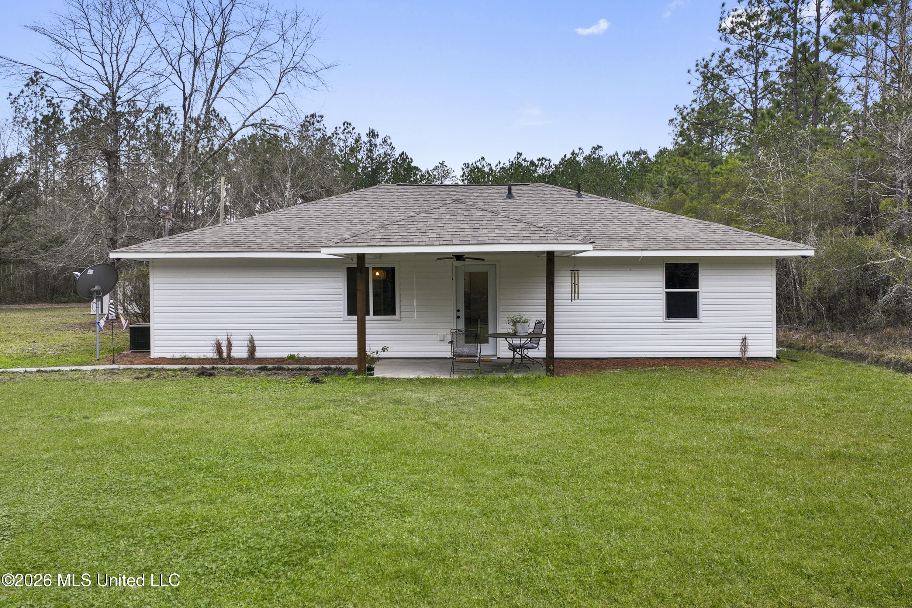 15380 Three Rivers Road