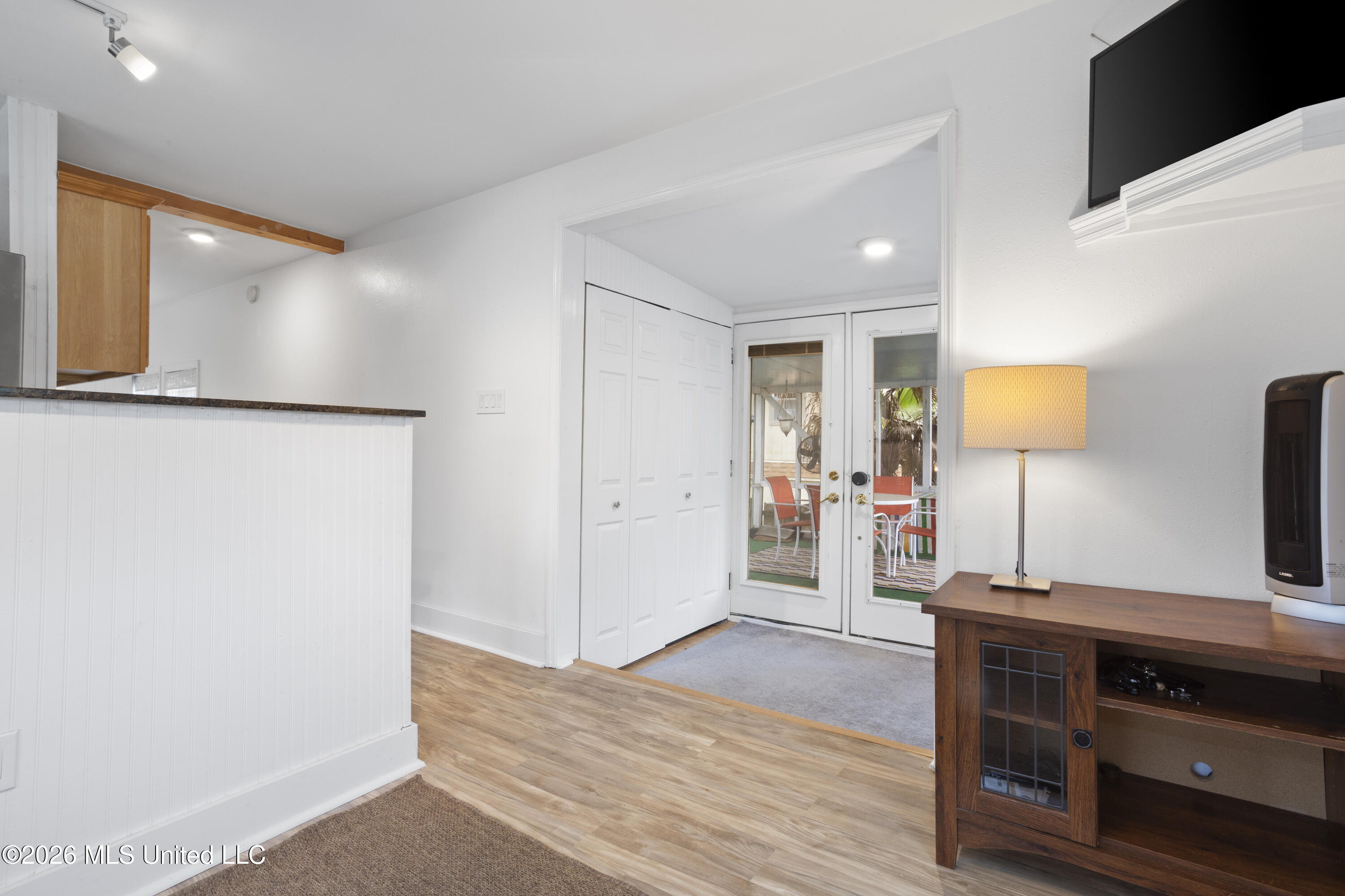 10091 River Drive