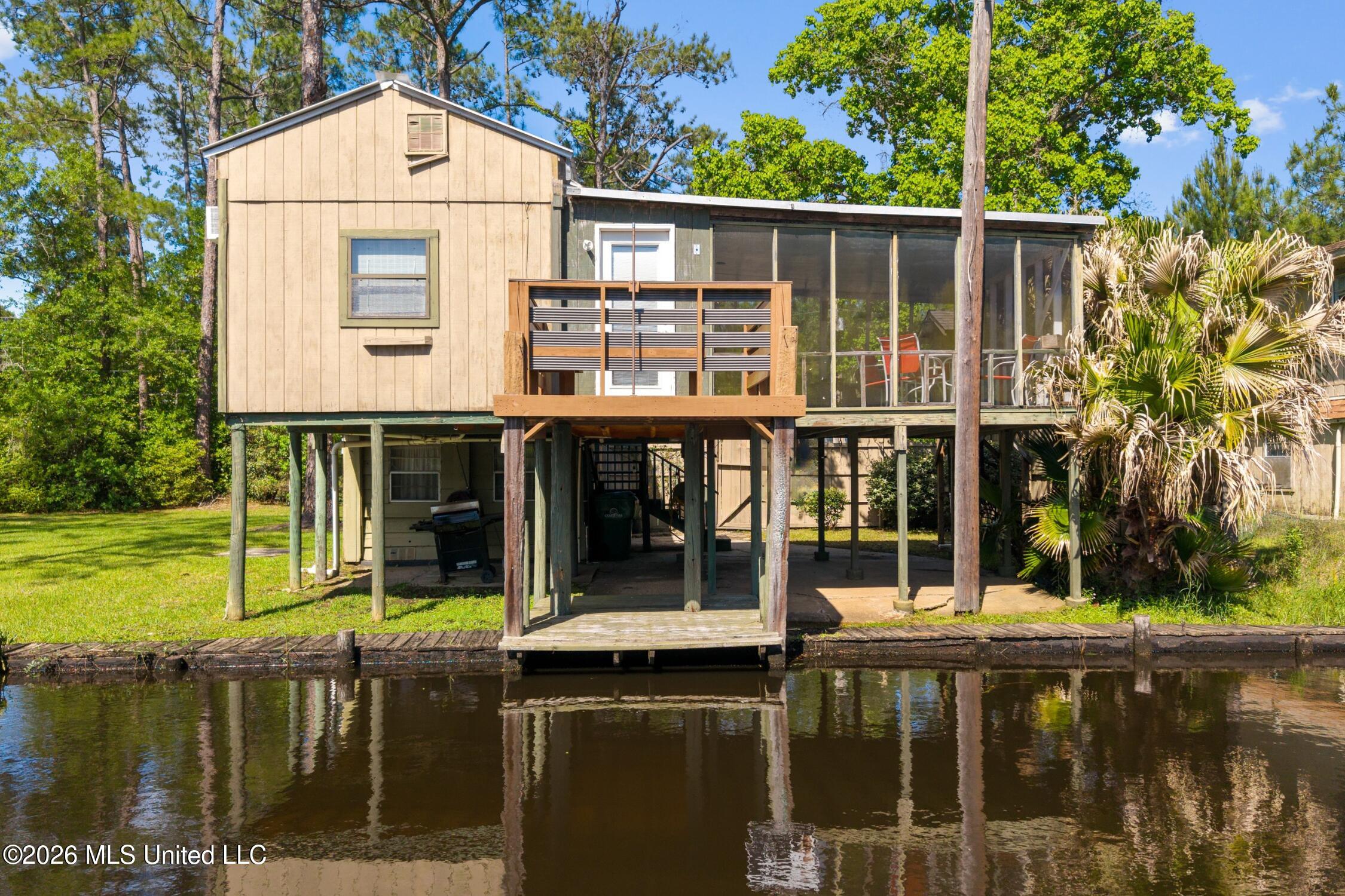 10091 River Drive