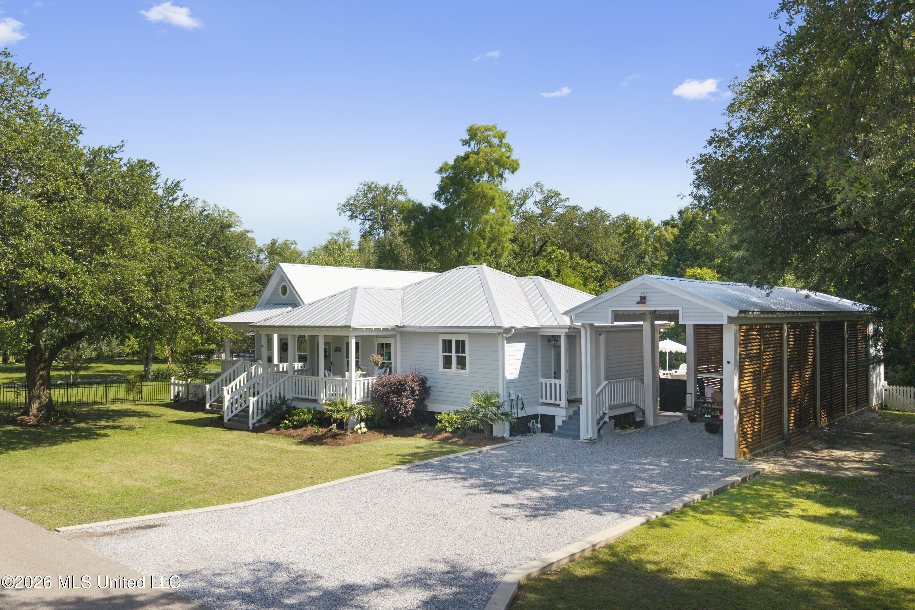 144 Saint Charles Street