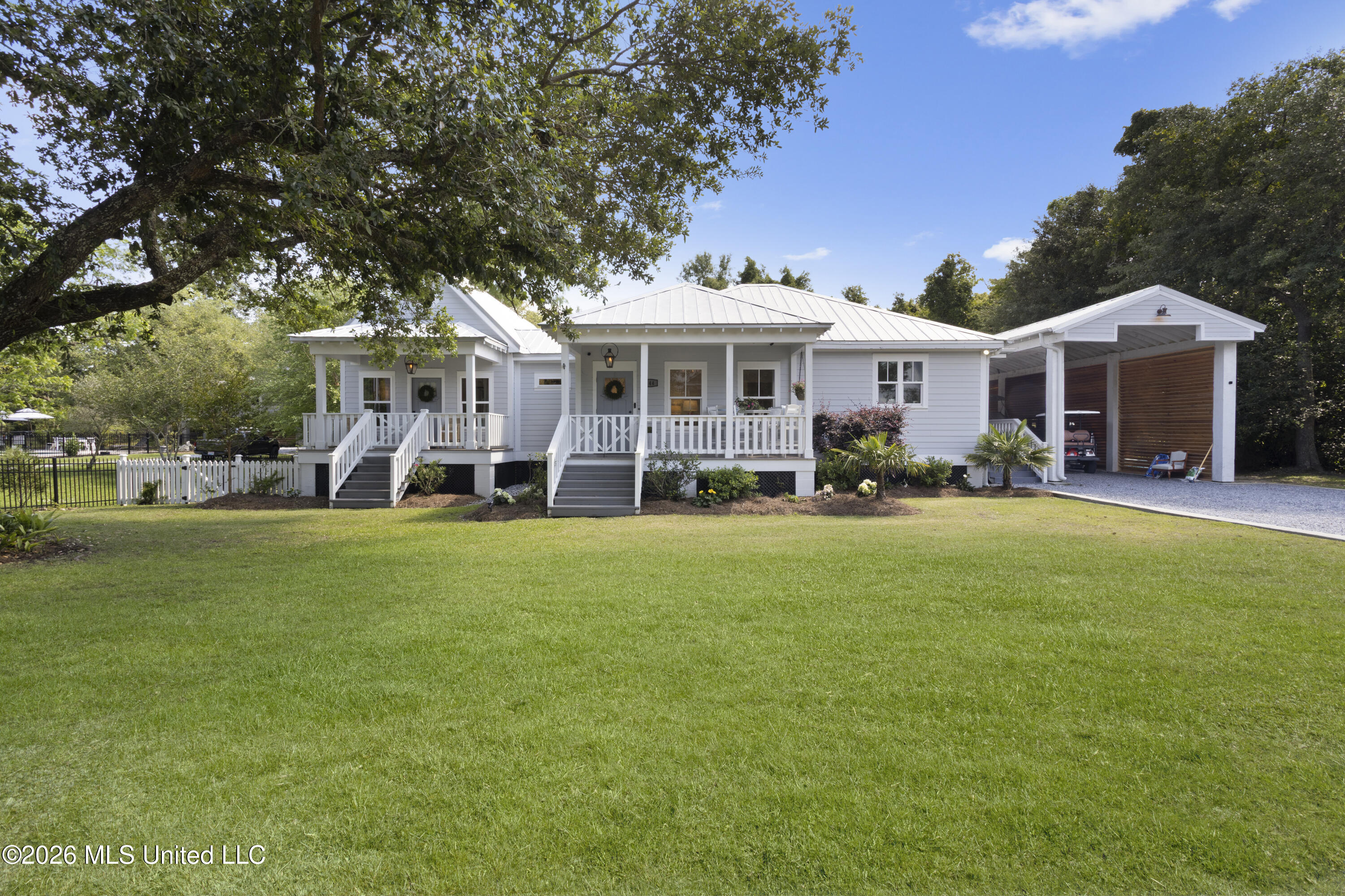 144 Saint Charles Street
