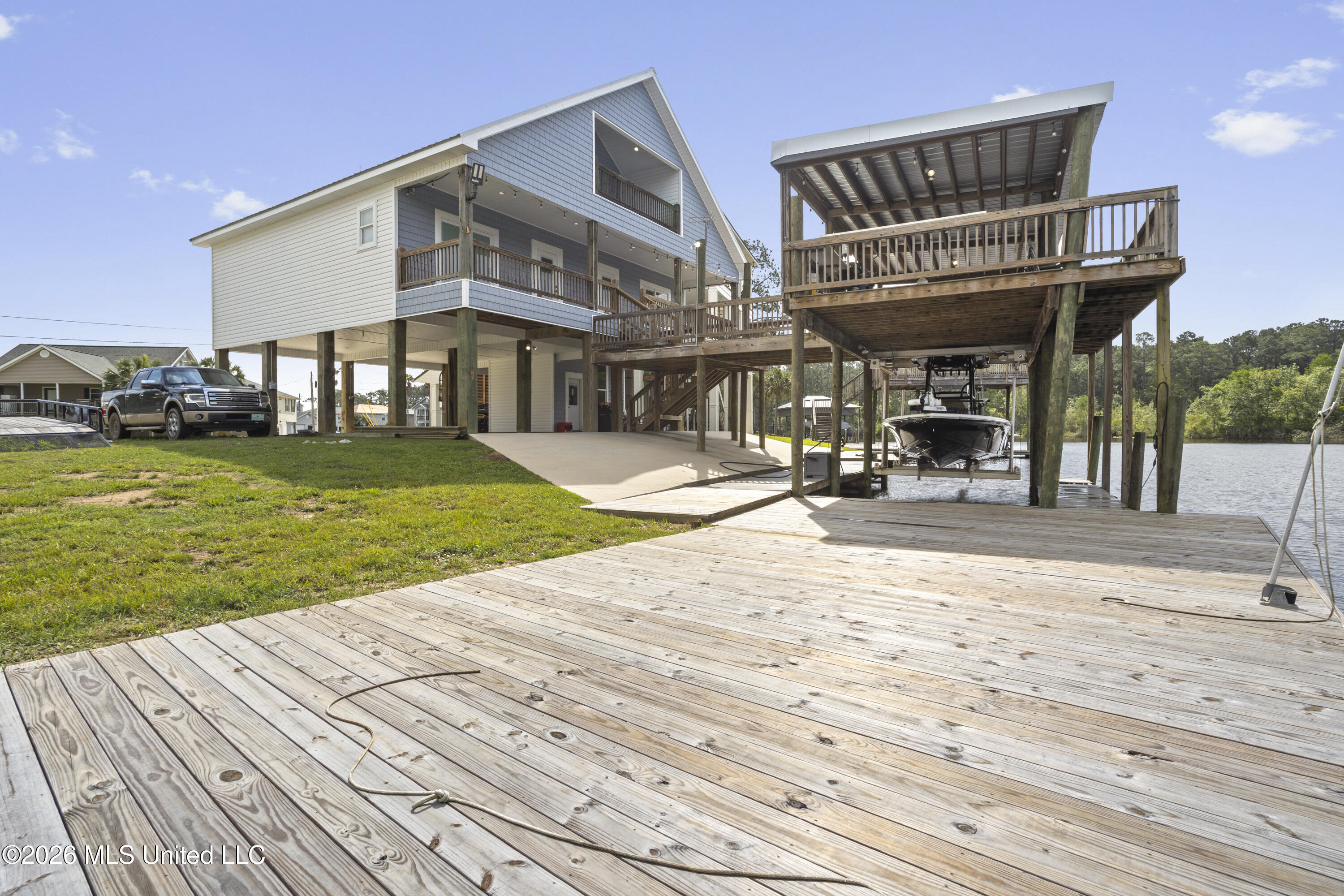 6149 Pontiac Drive
