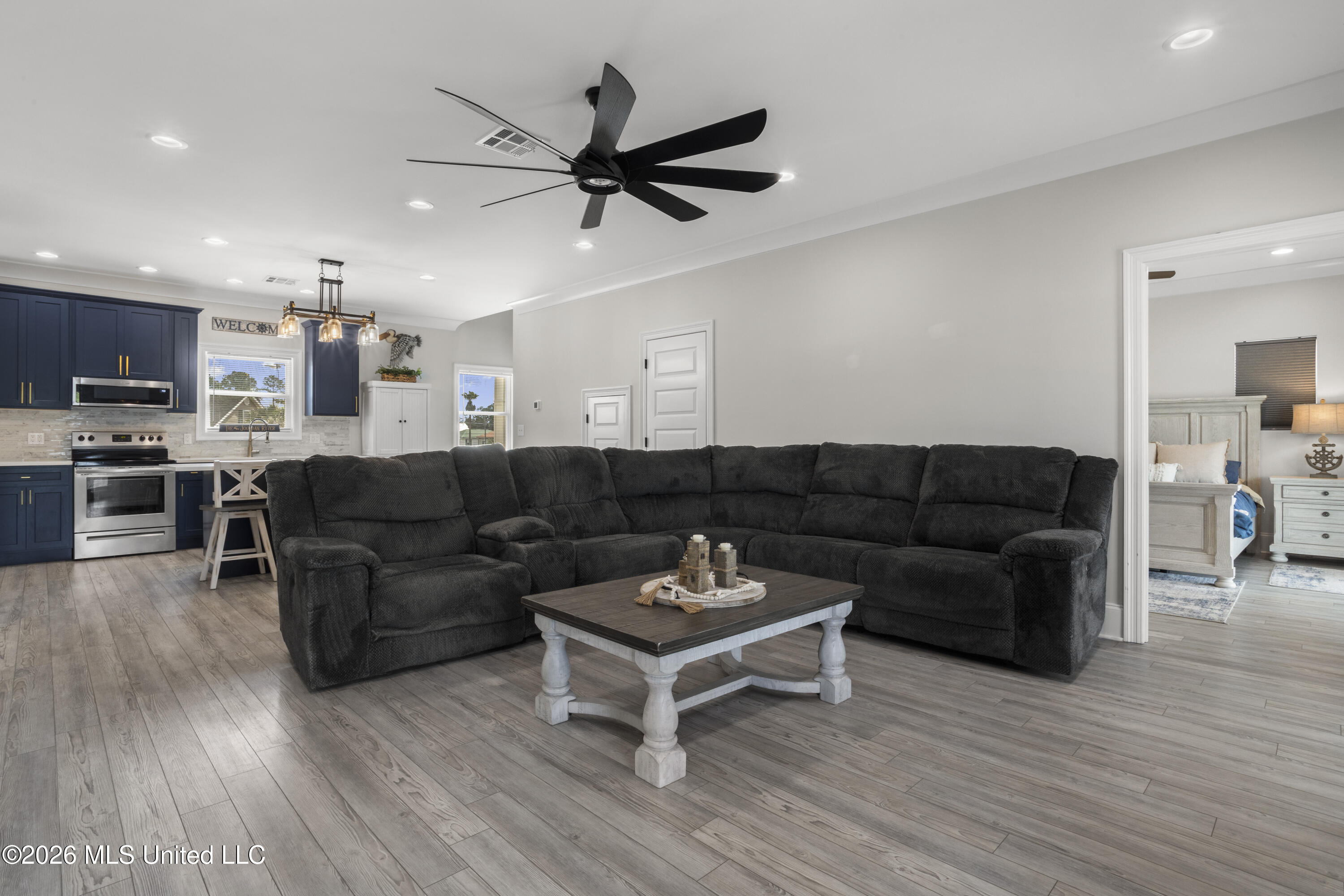 6149 Pontiac Drive