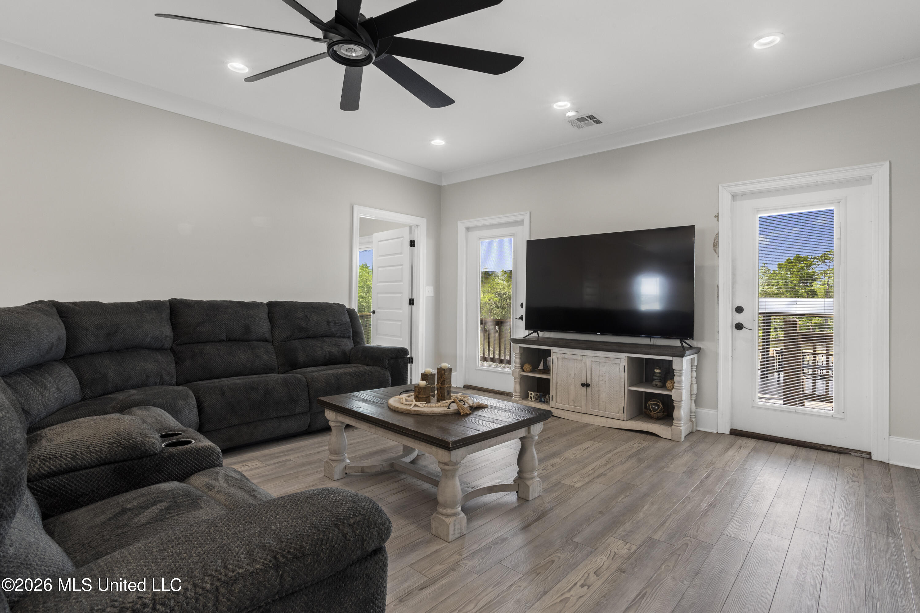 6149 Pontiac Drive