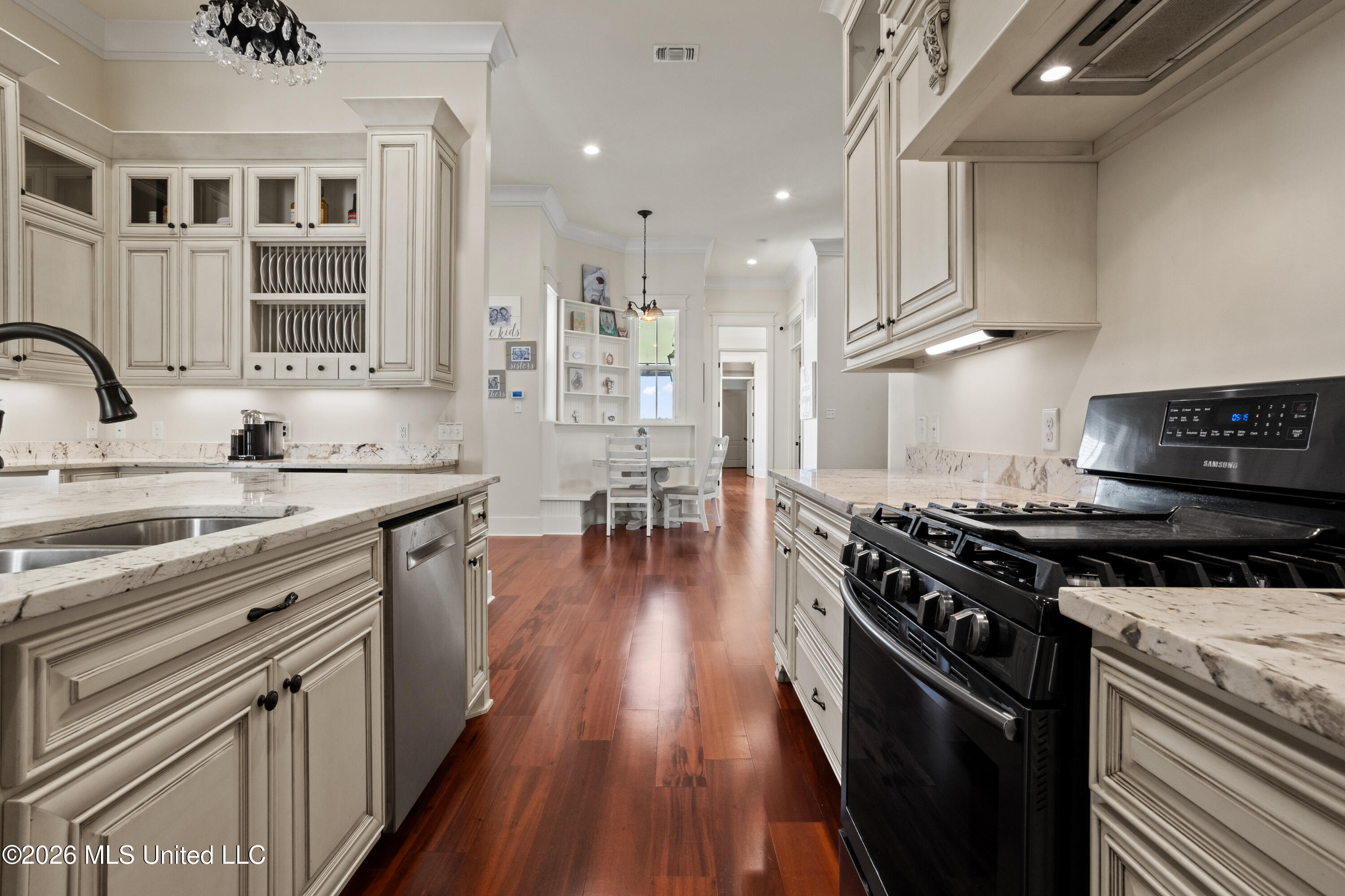 300 S Beach Boulevard