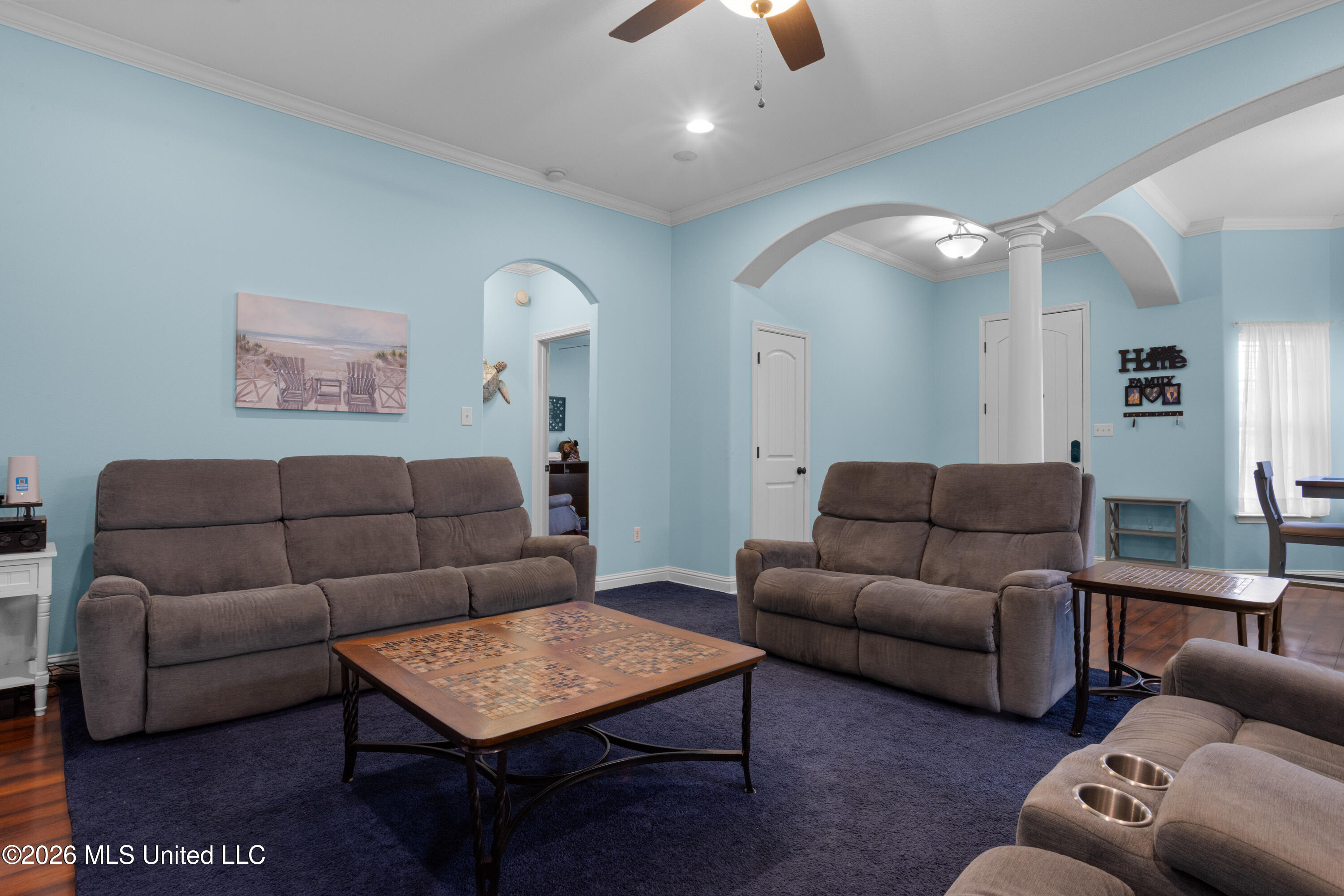 2100 Parkview Cove