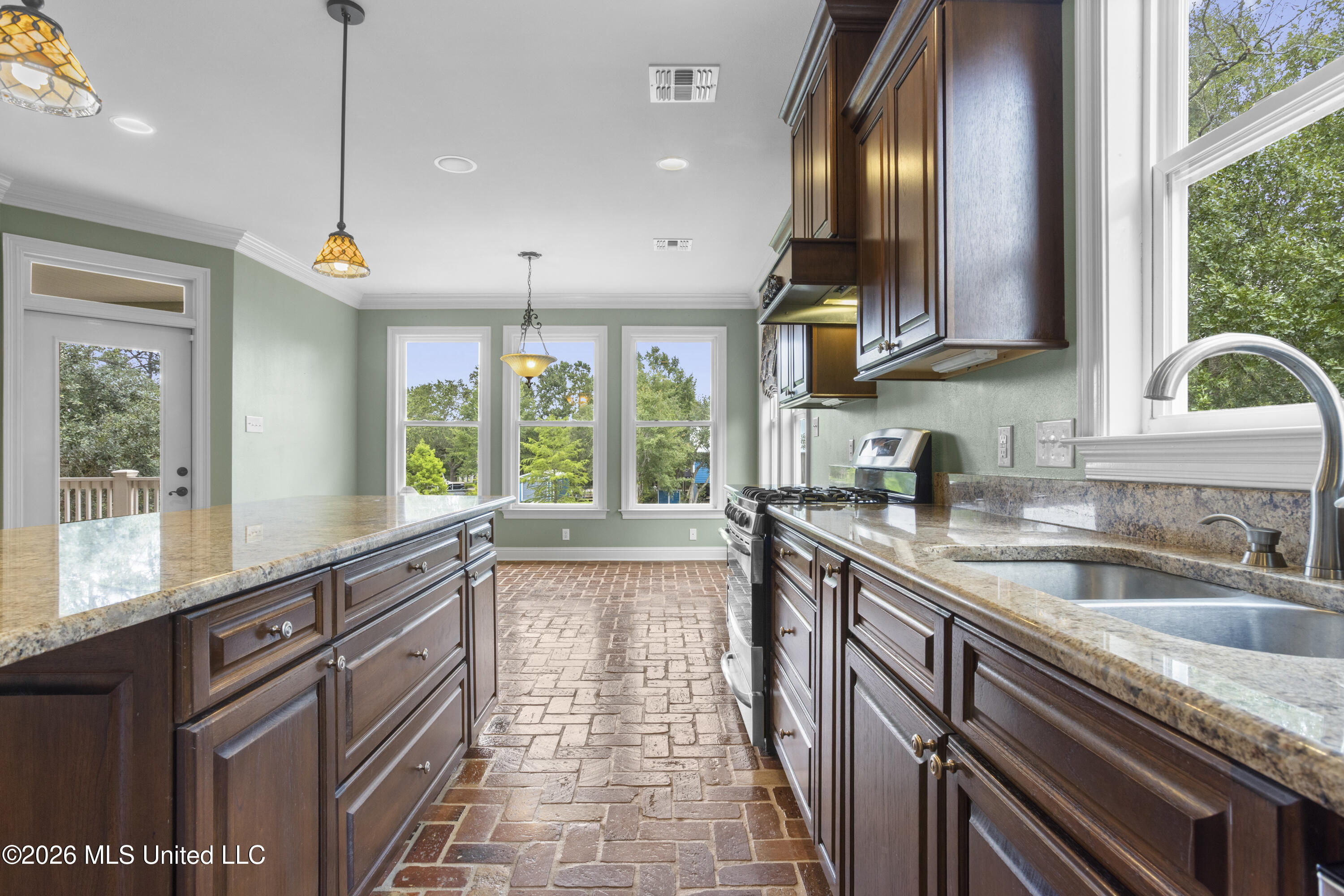 10051 Cain Road