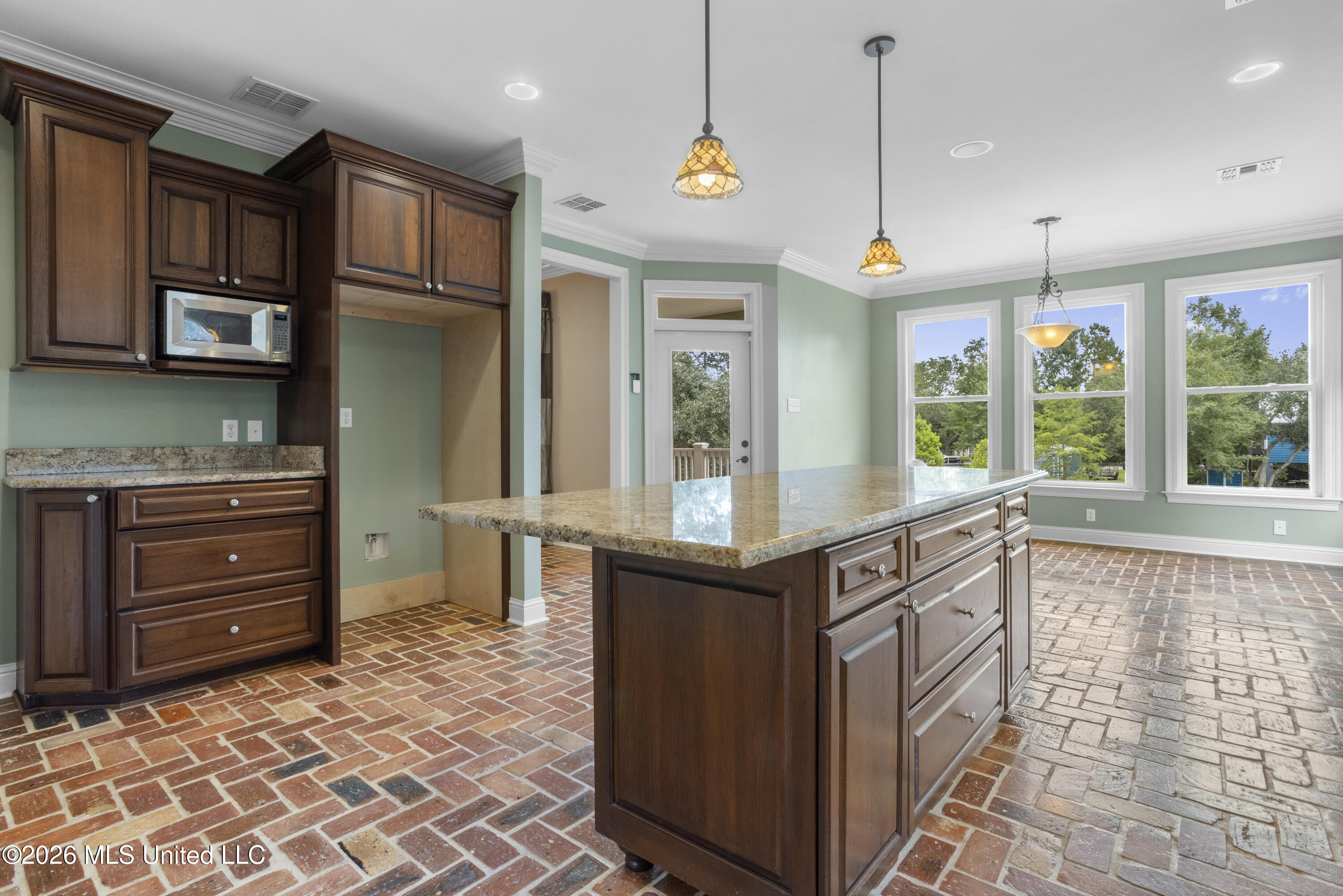 10051 Cain Road