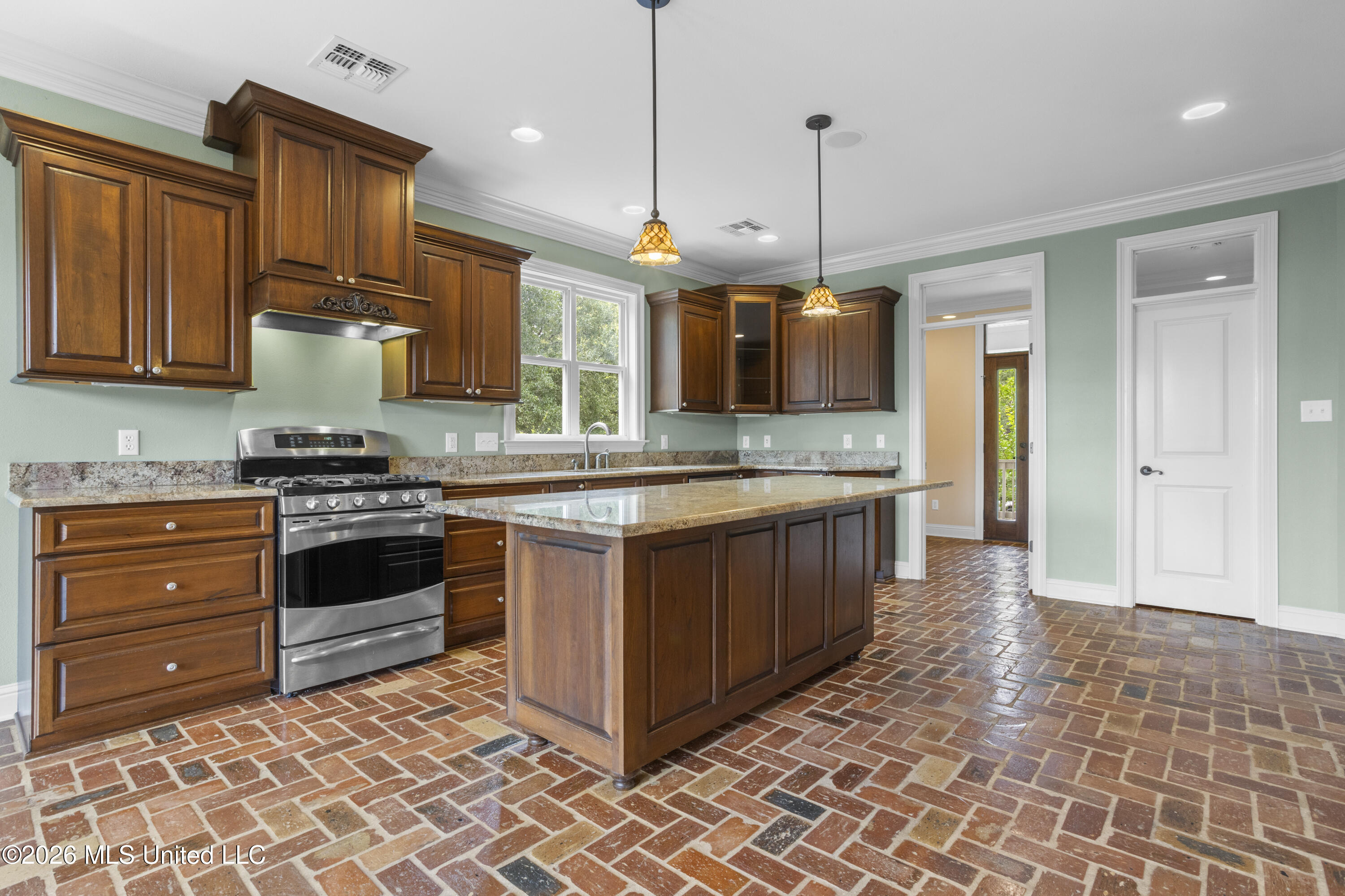 10051 Cain Road