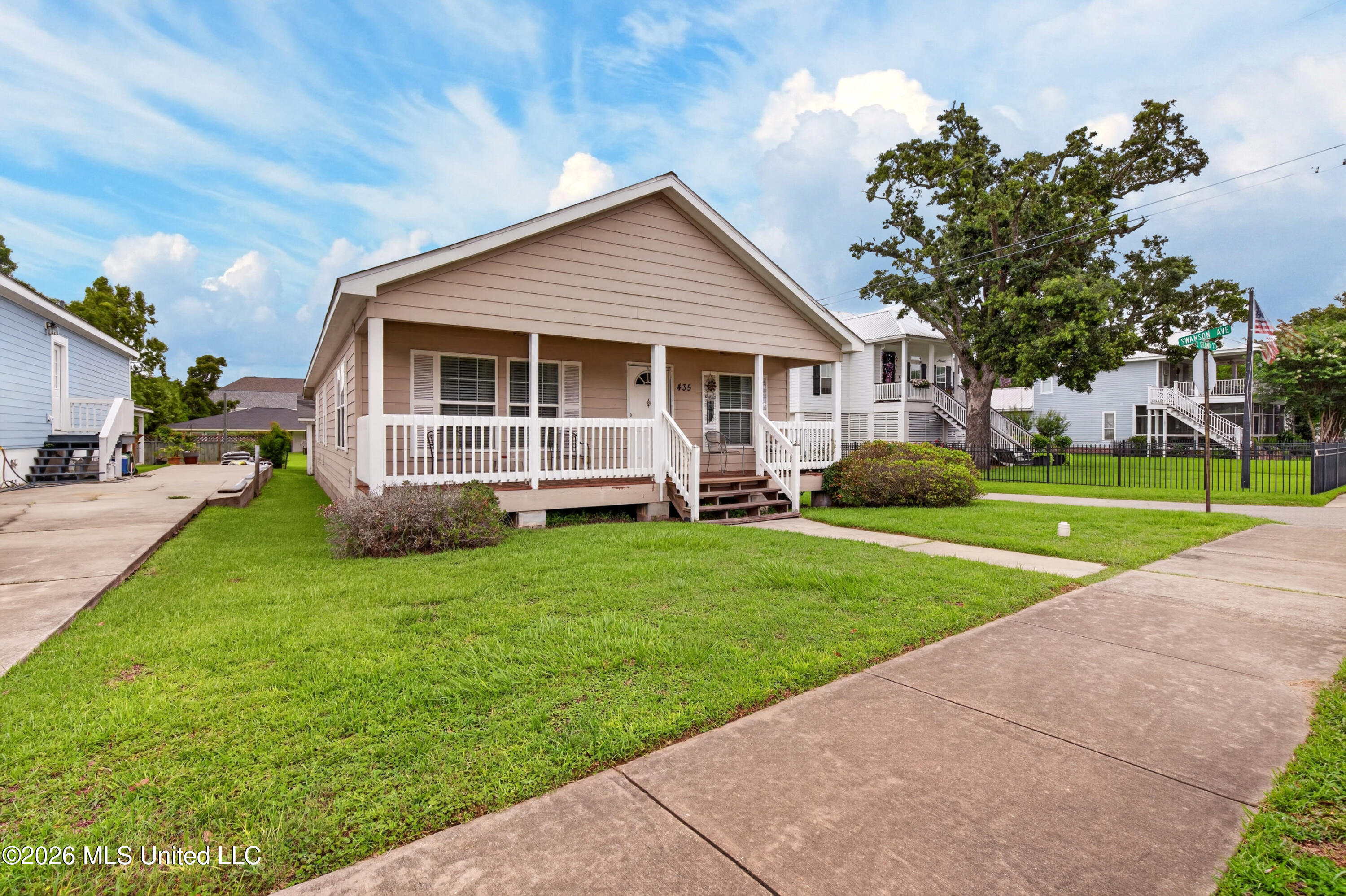 435 E Second Street