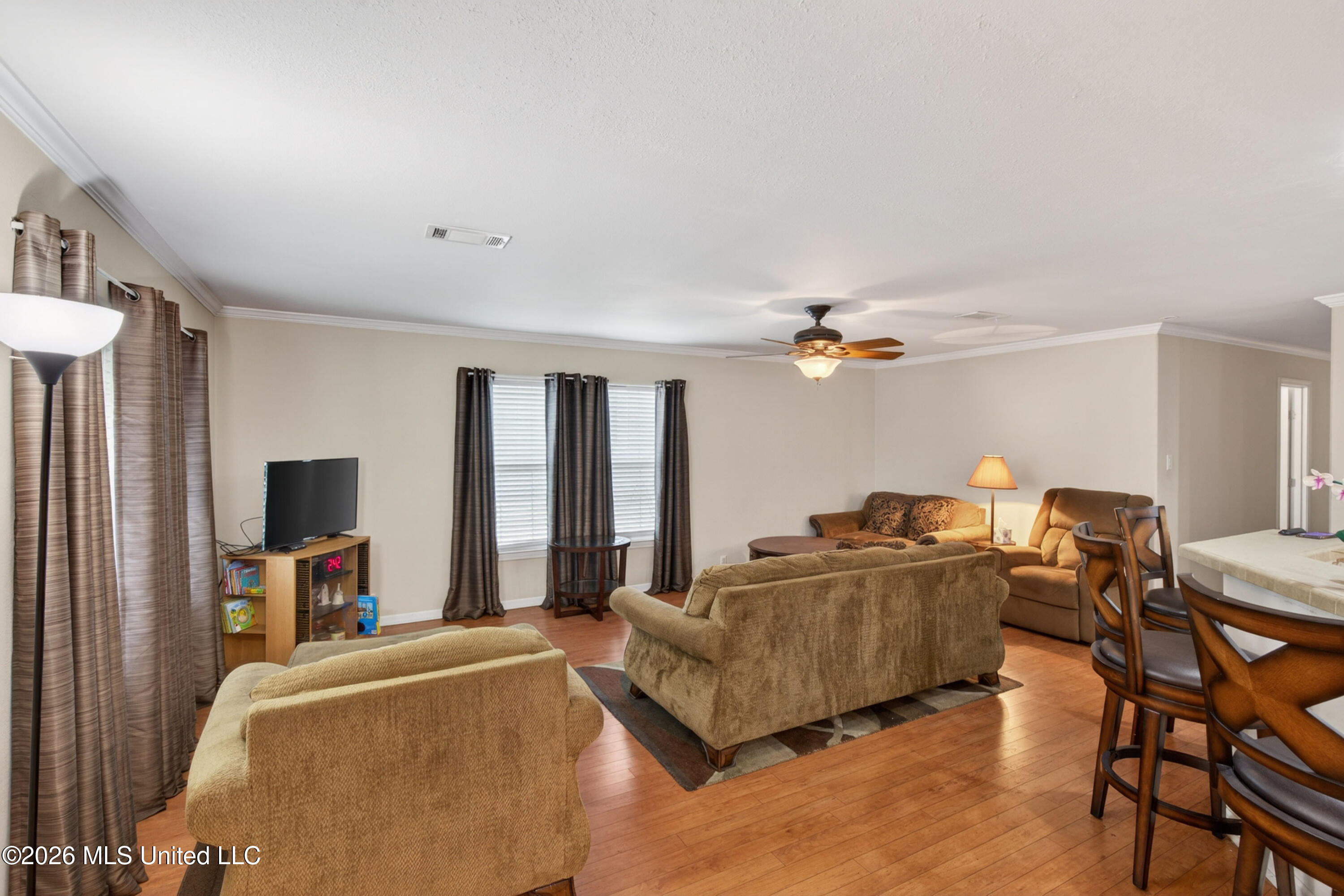 435 E Second Street