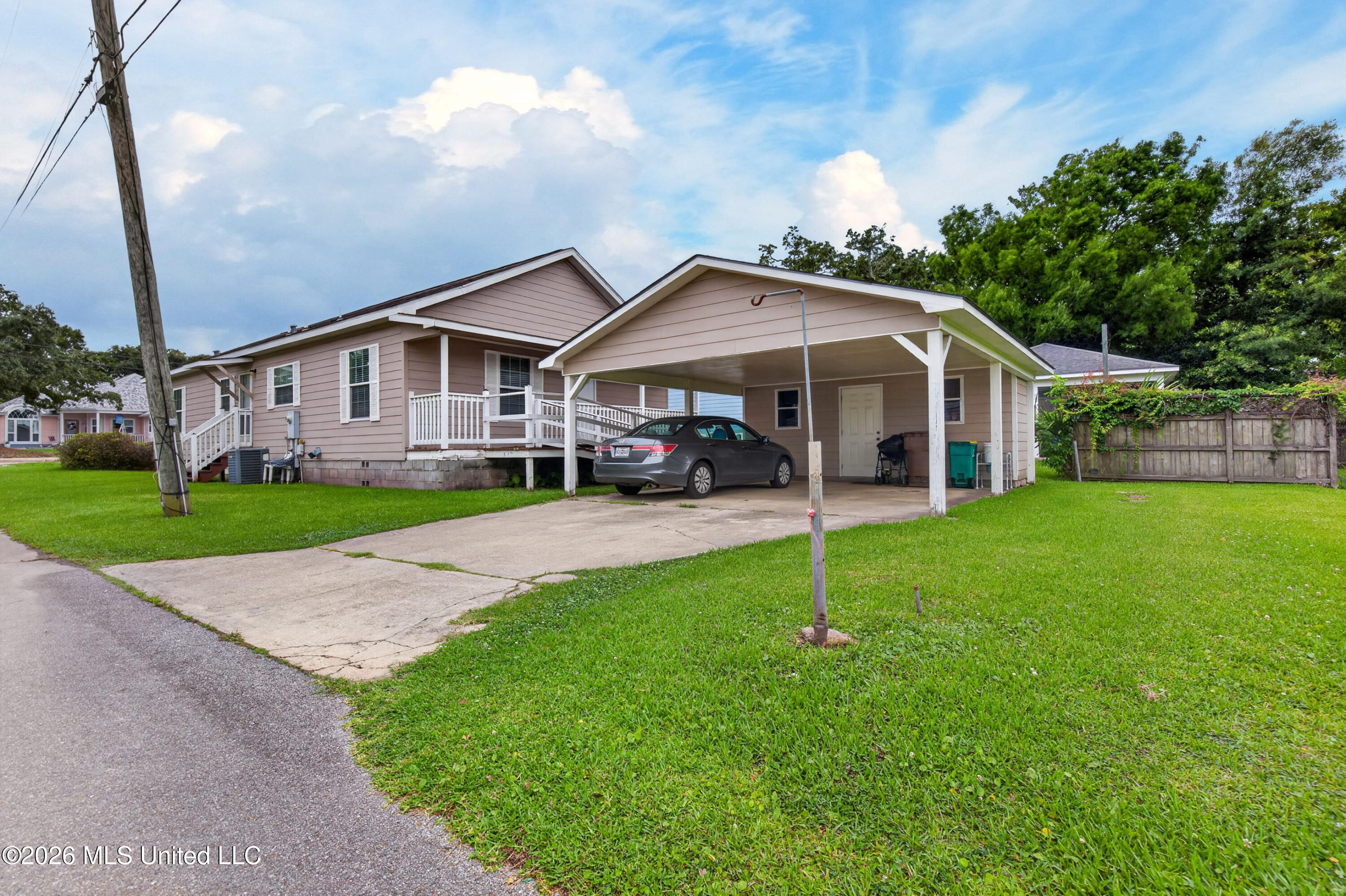 435 E Second Street