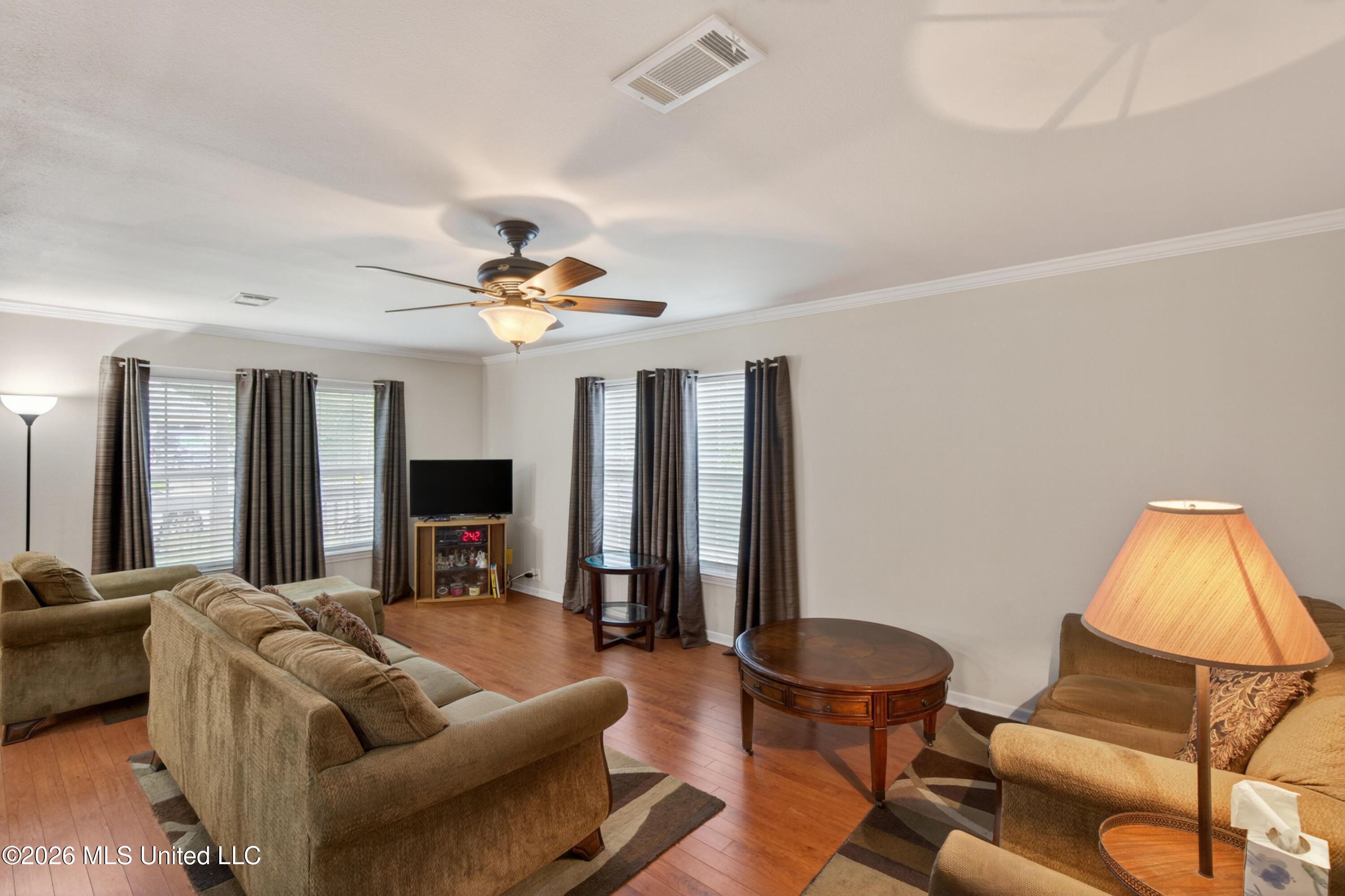 435 E Second Street