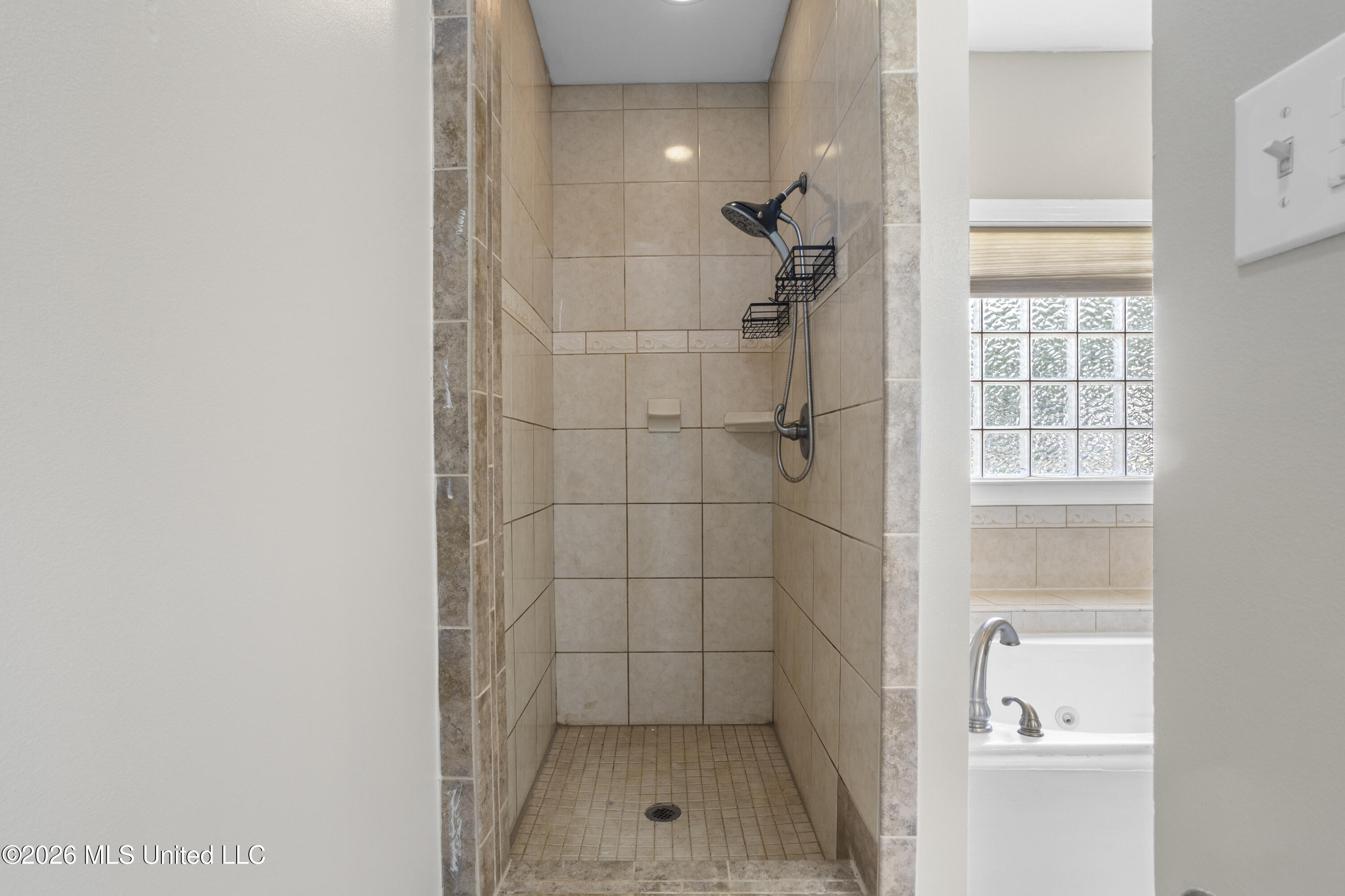 818 Rue De Lasalle Street