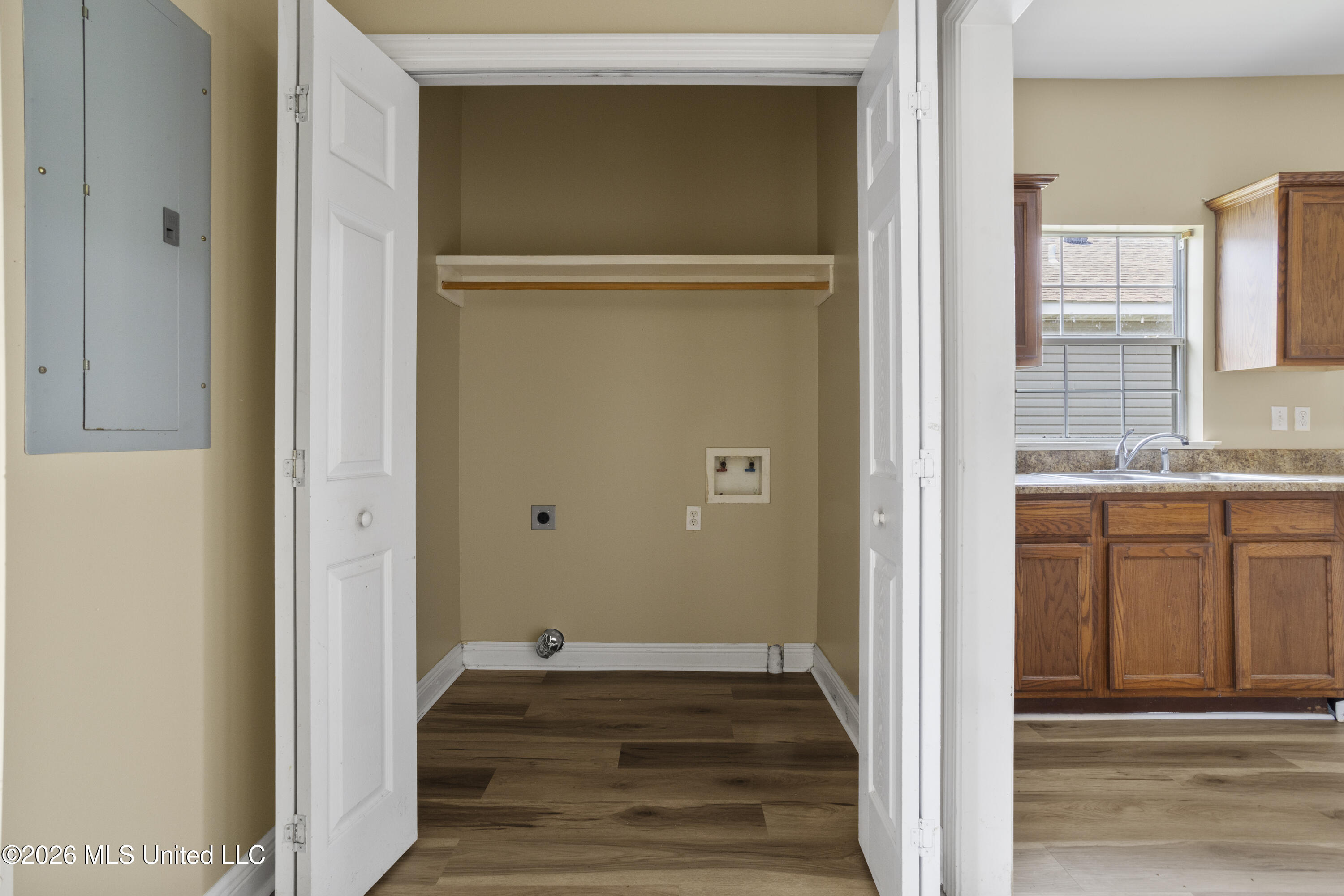 10057 Road 560 Road, 10051, 10057, 10061, 10067