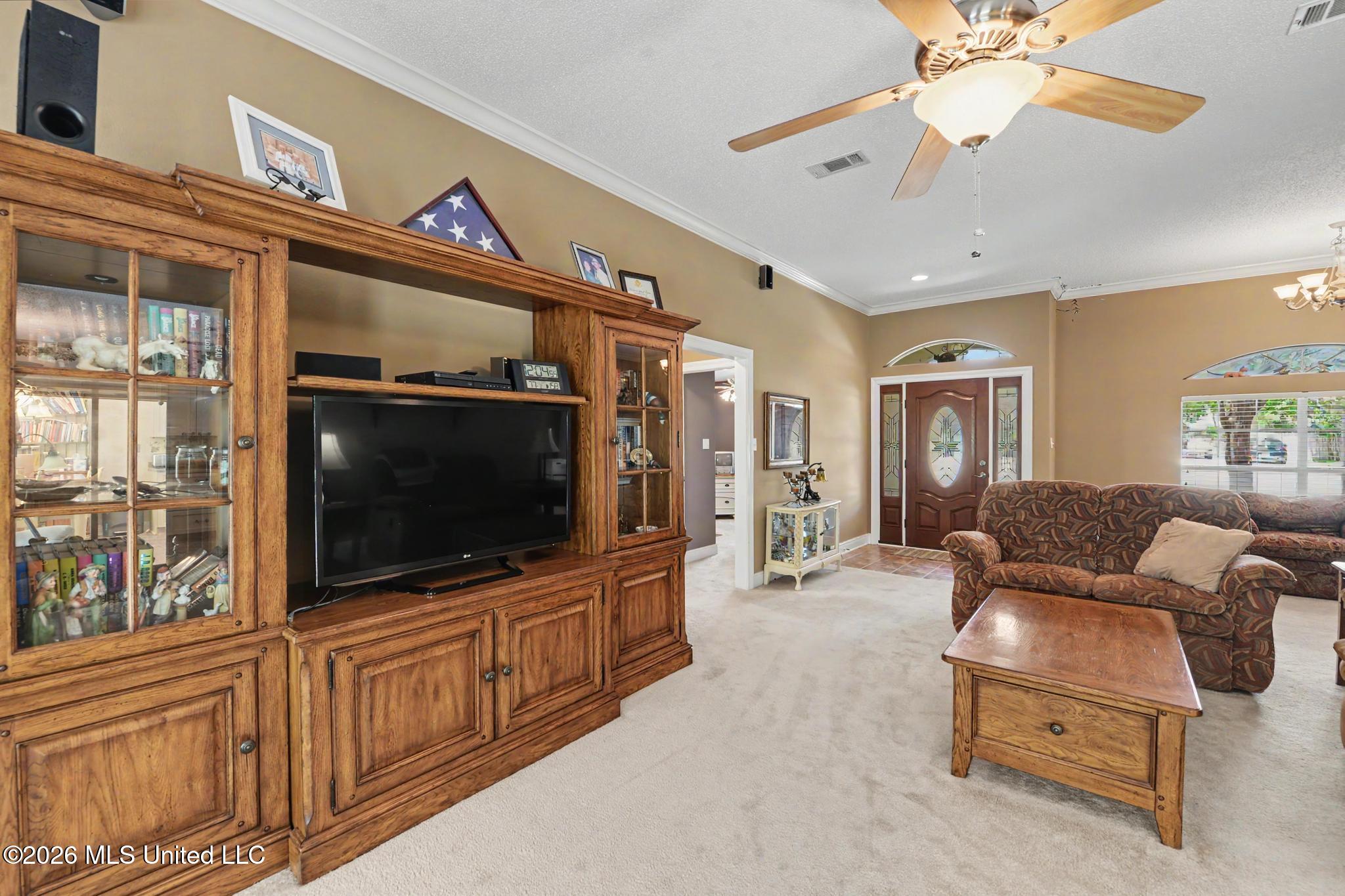 632 Kalipekona Court