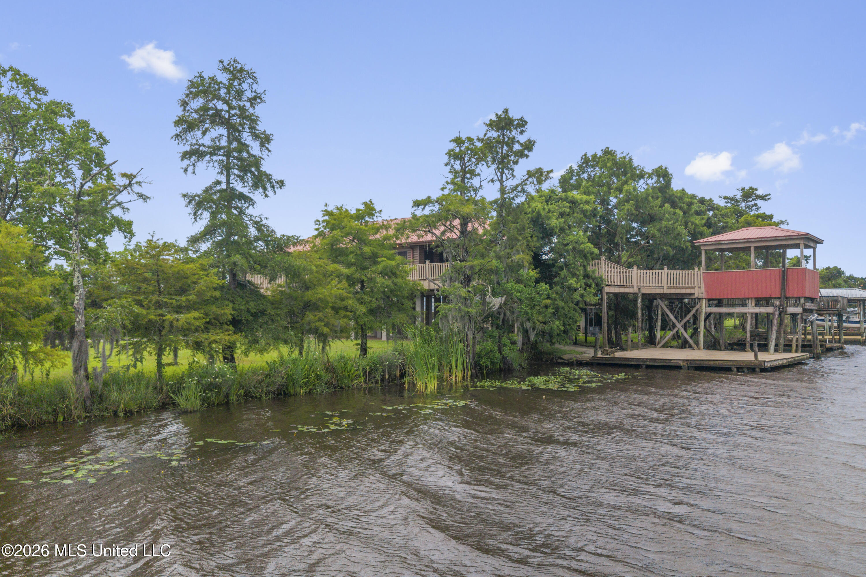 4205 Riverside Drive
