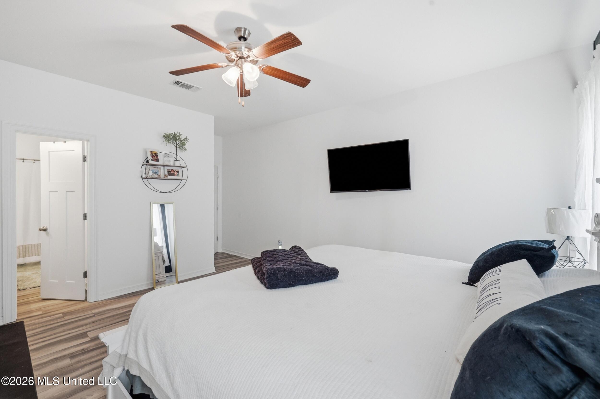 15 Meadow Path Circle