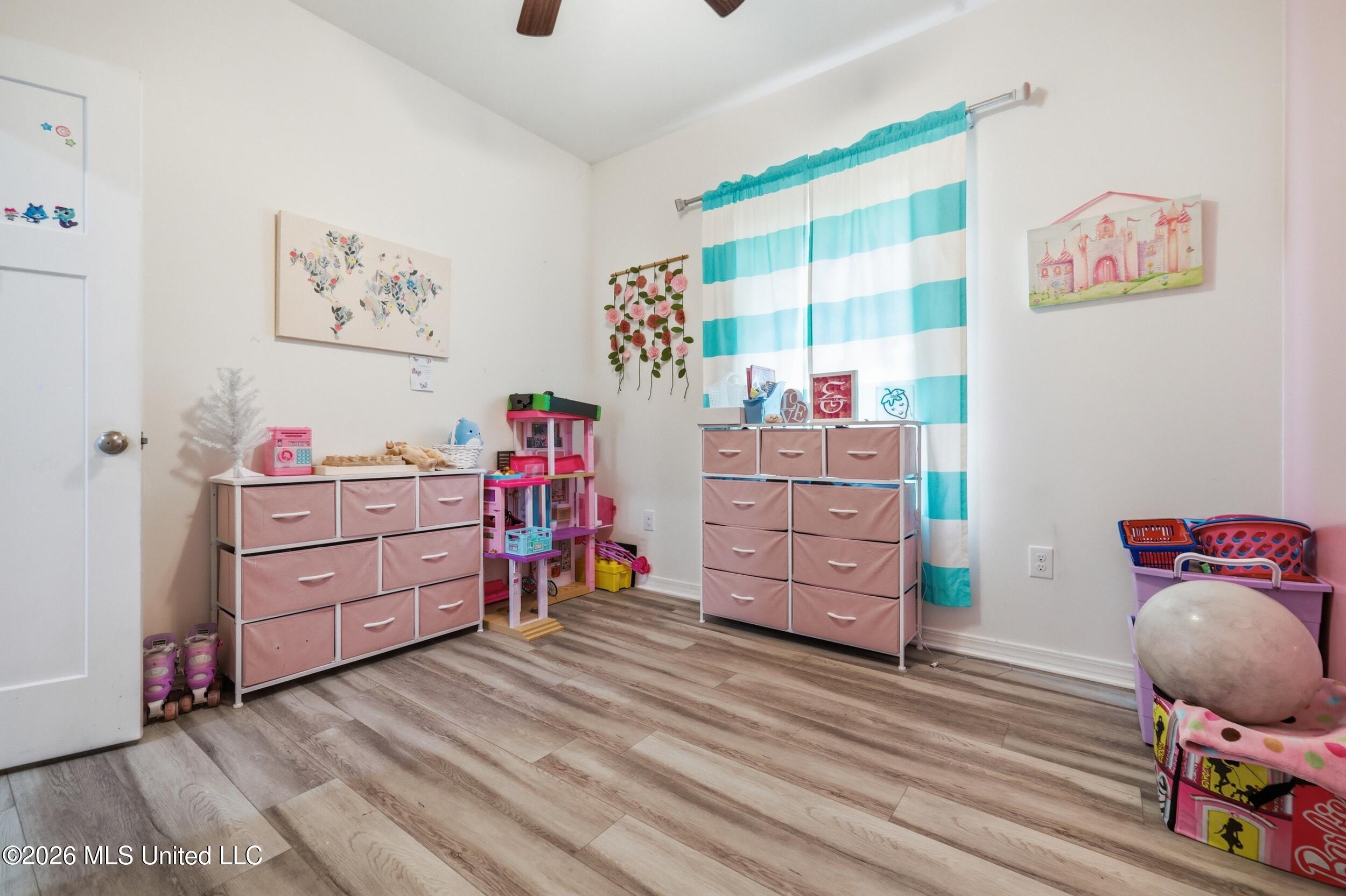 15 Meadow Path Circle