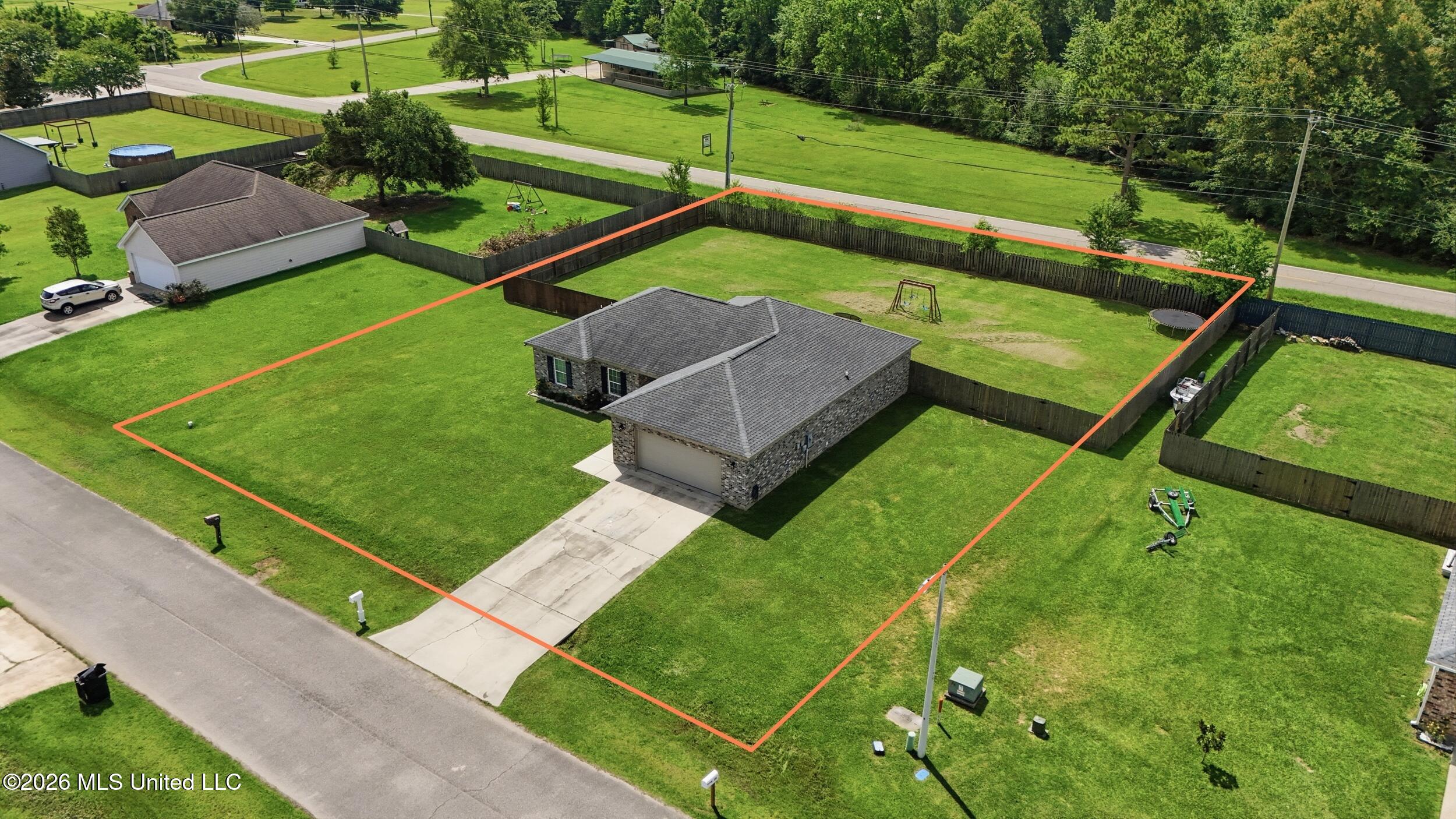 15 Meadow Path Circle