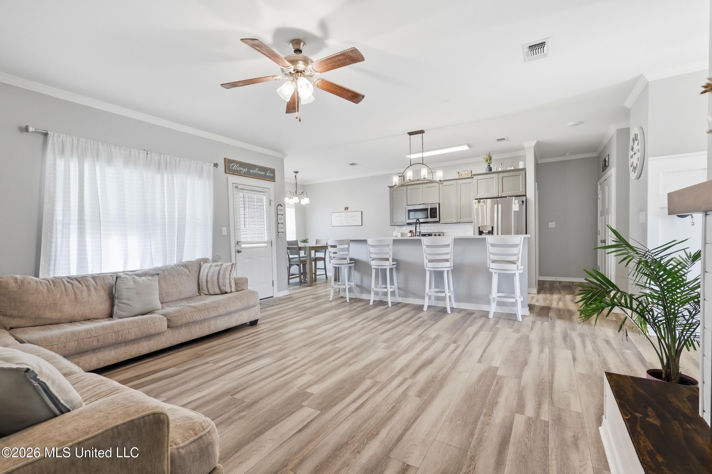 15 Meadow Path Circle