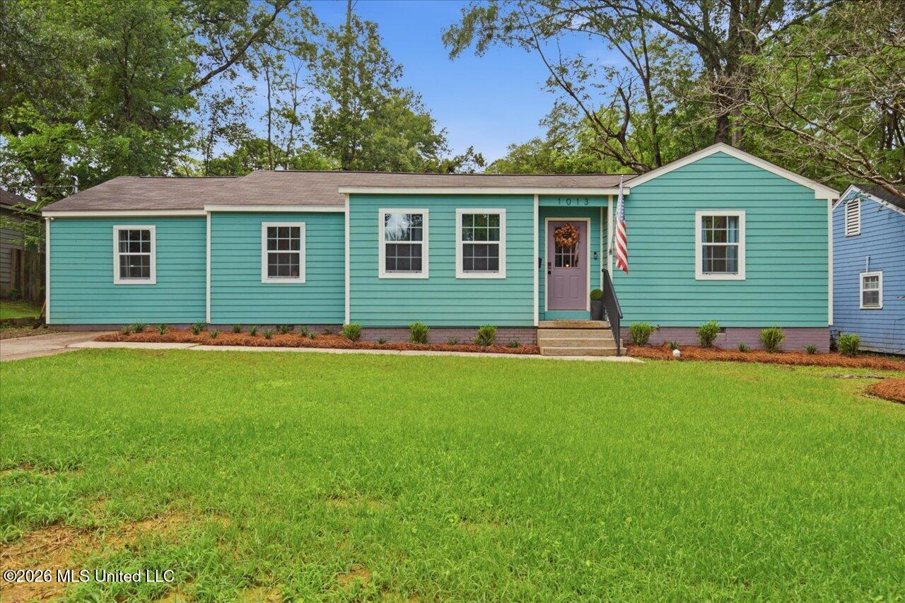 1013 Meadow Heights Drive