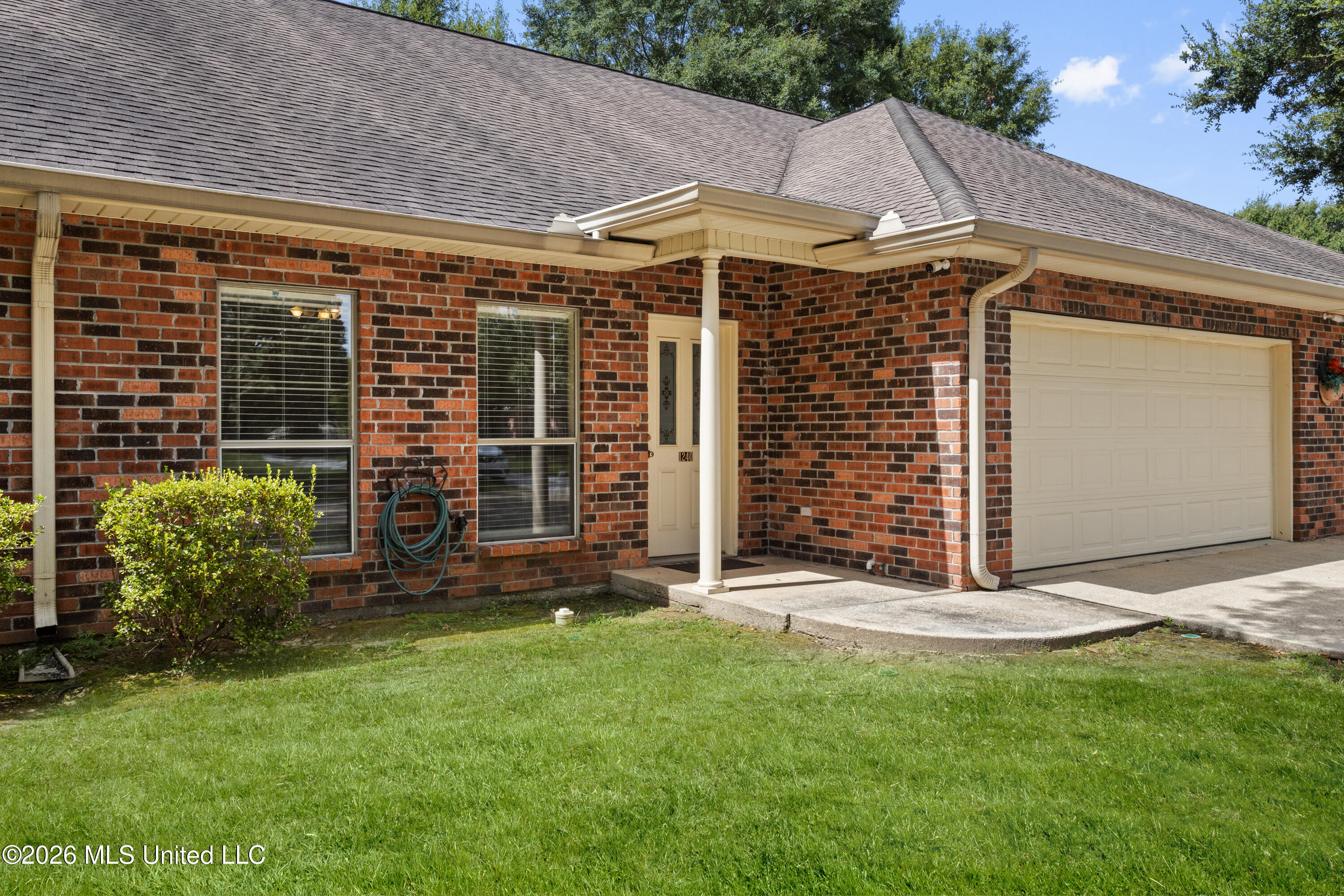 1240 Kapalama Lane