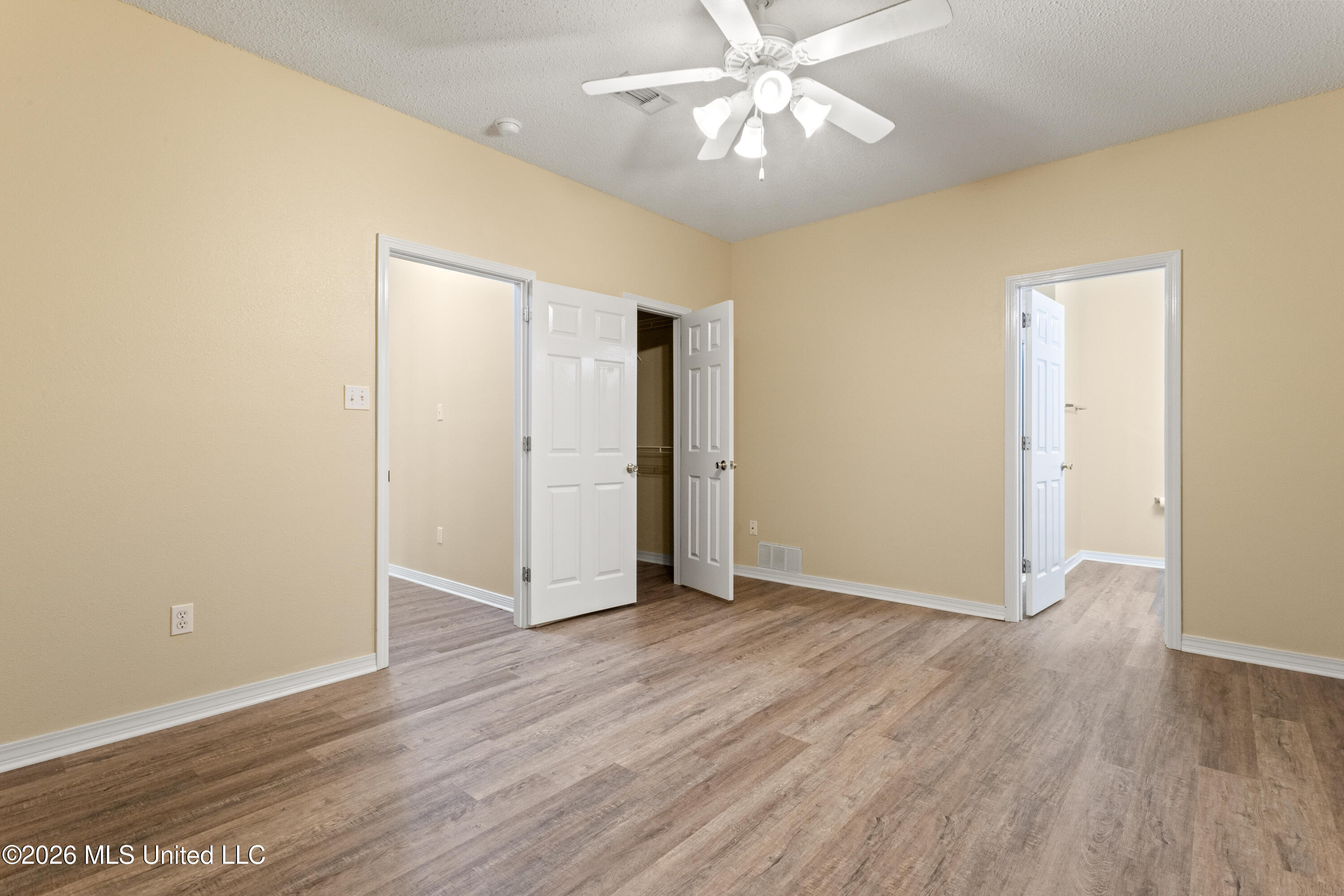 1240 Kapalama Lane