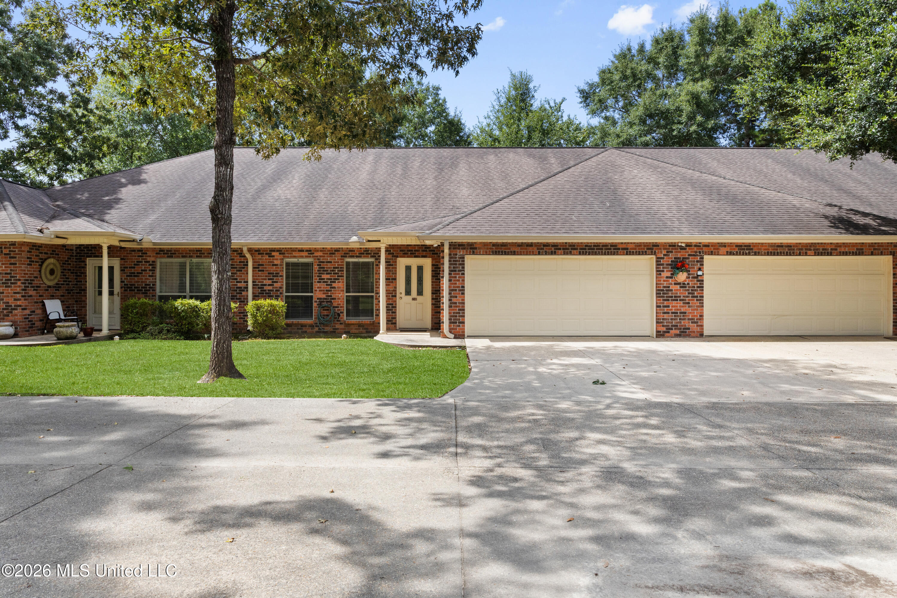 1240 Kapalama Lane