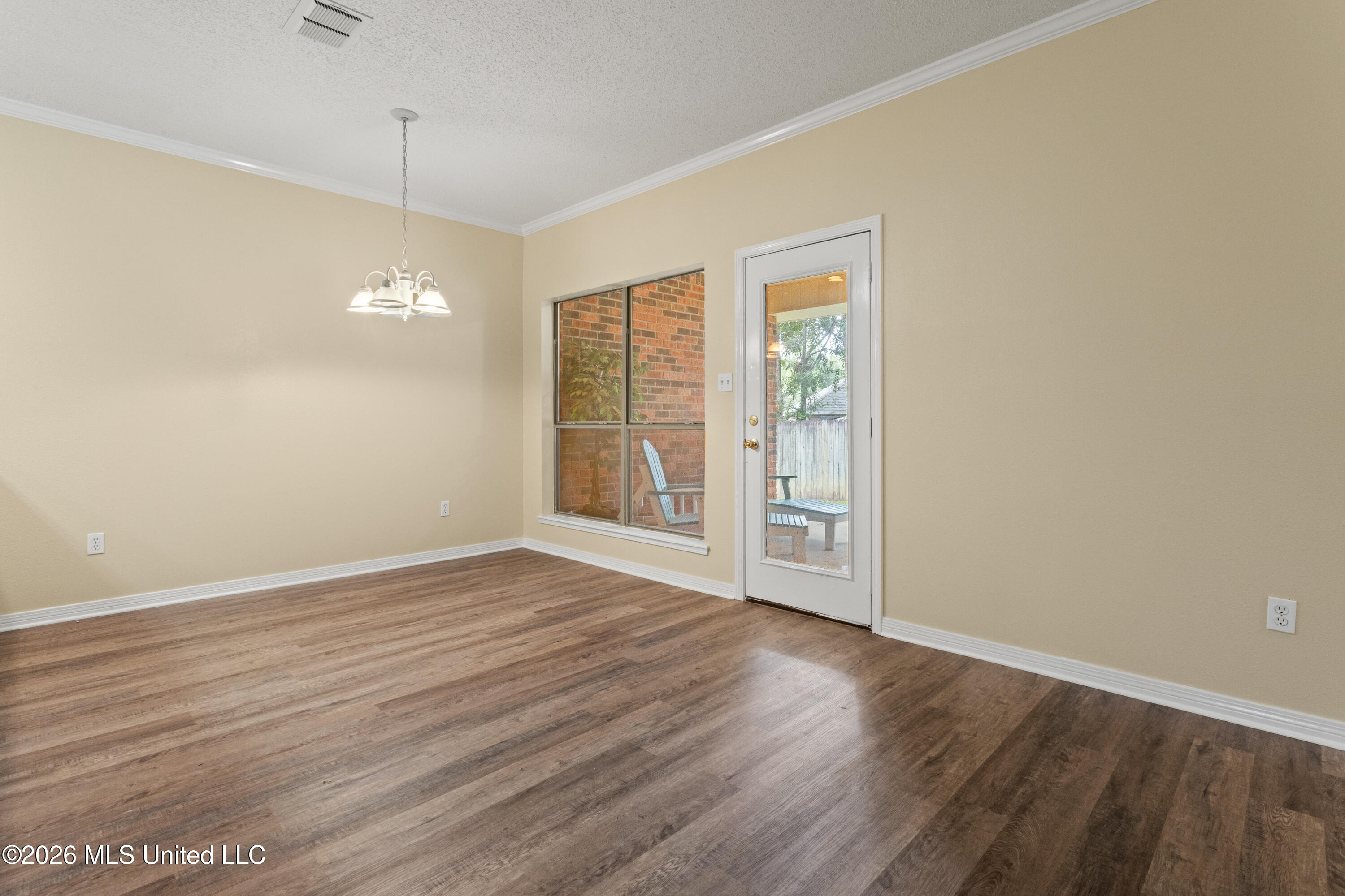 1240 Kapalama Lane