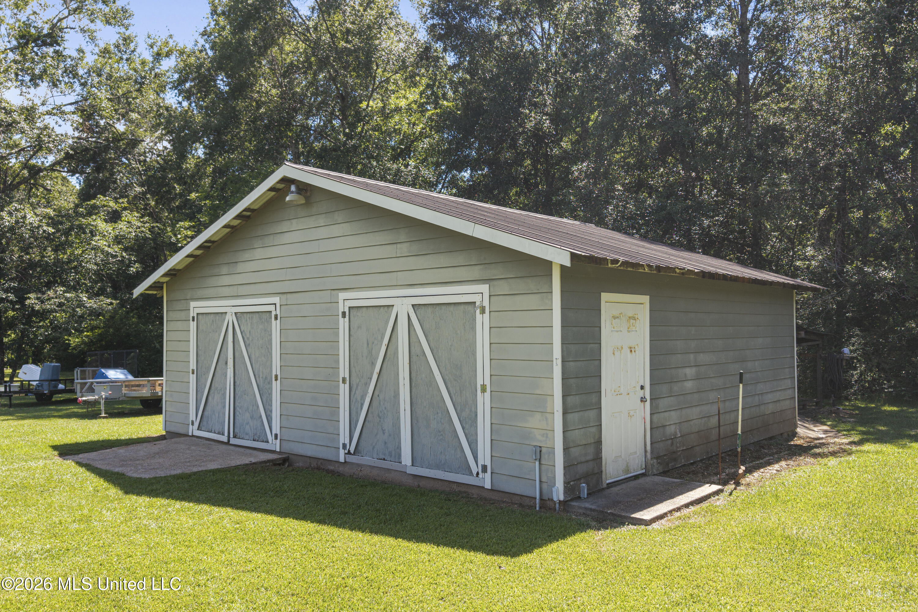 14365 Country Wood Drive
