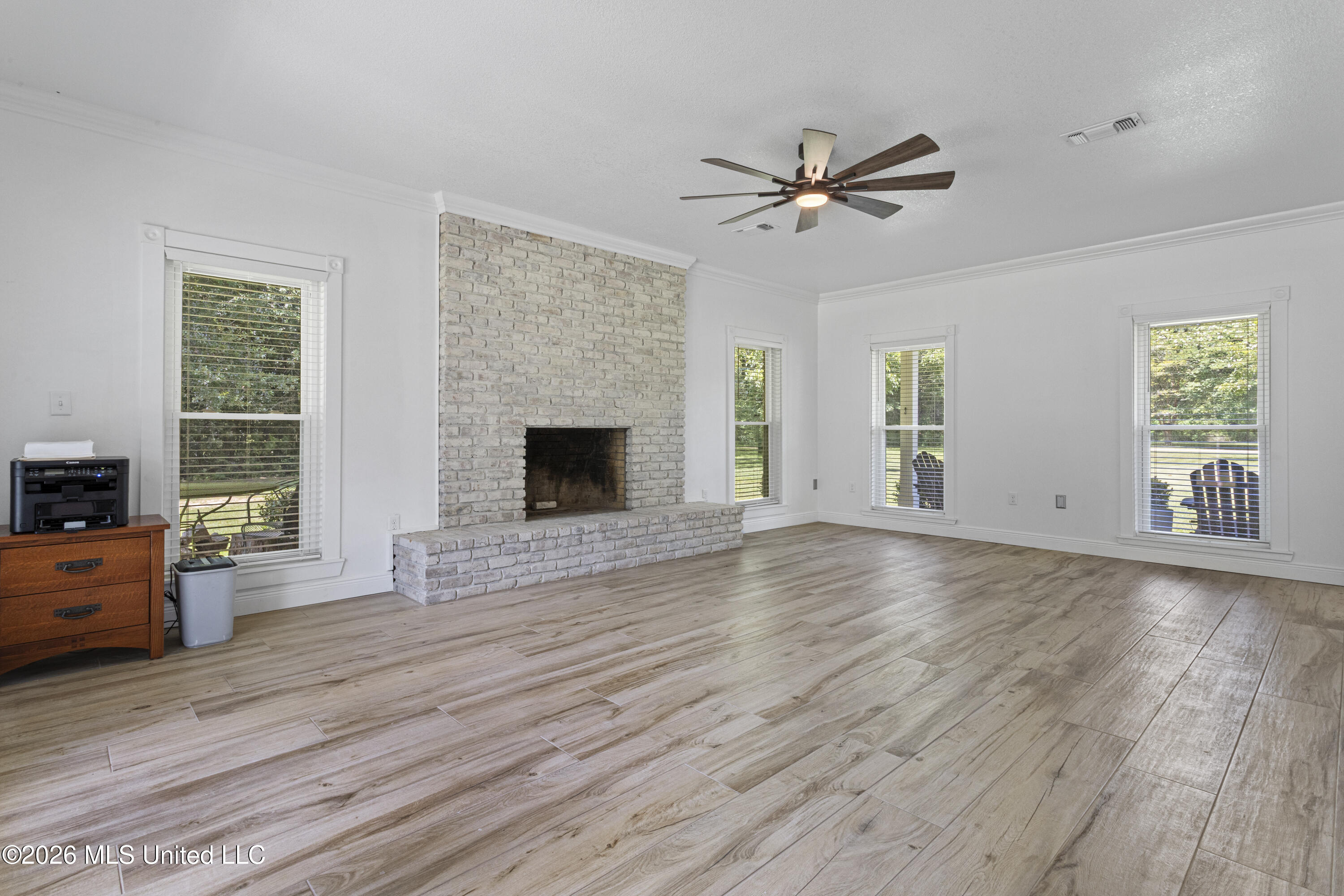 14365 Country Wood Drive