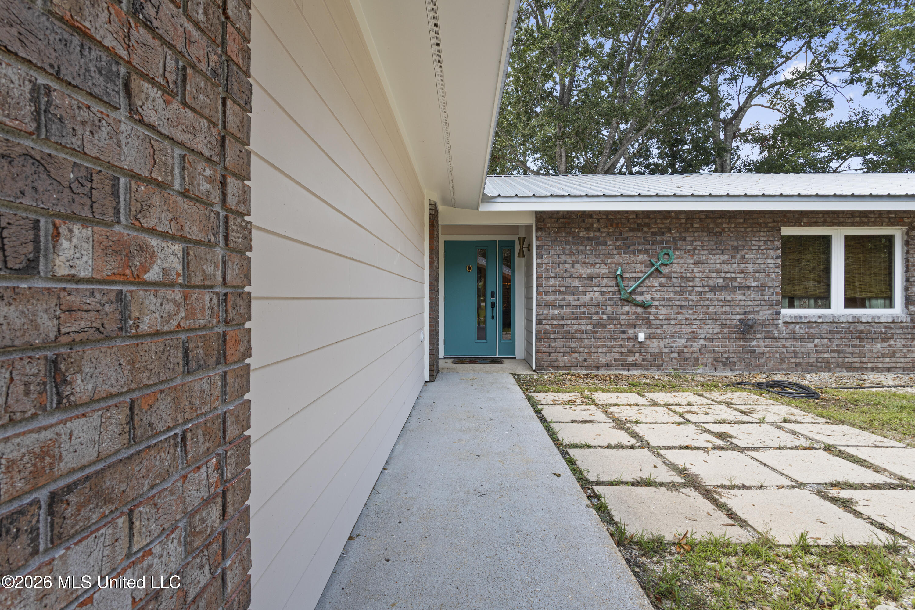 1407 Nicholson
