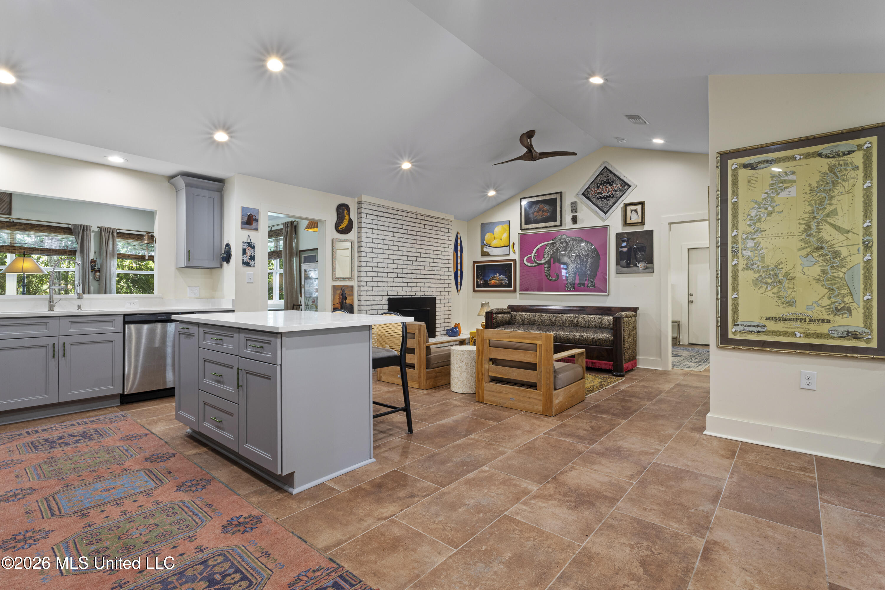 1407 Nicholson