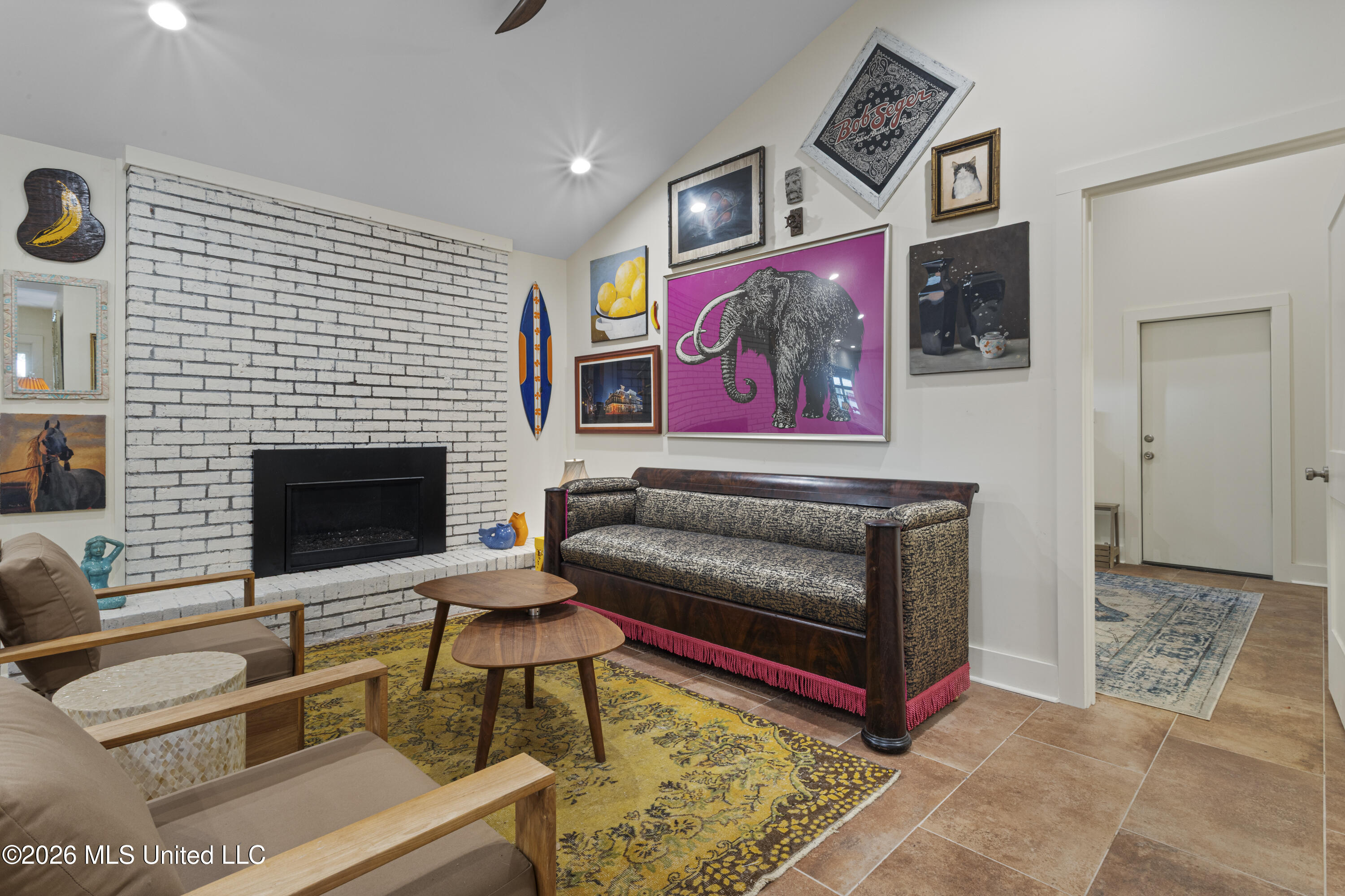 1407 Nicholson