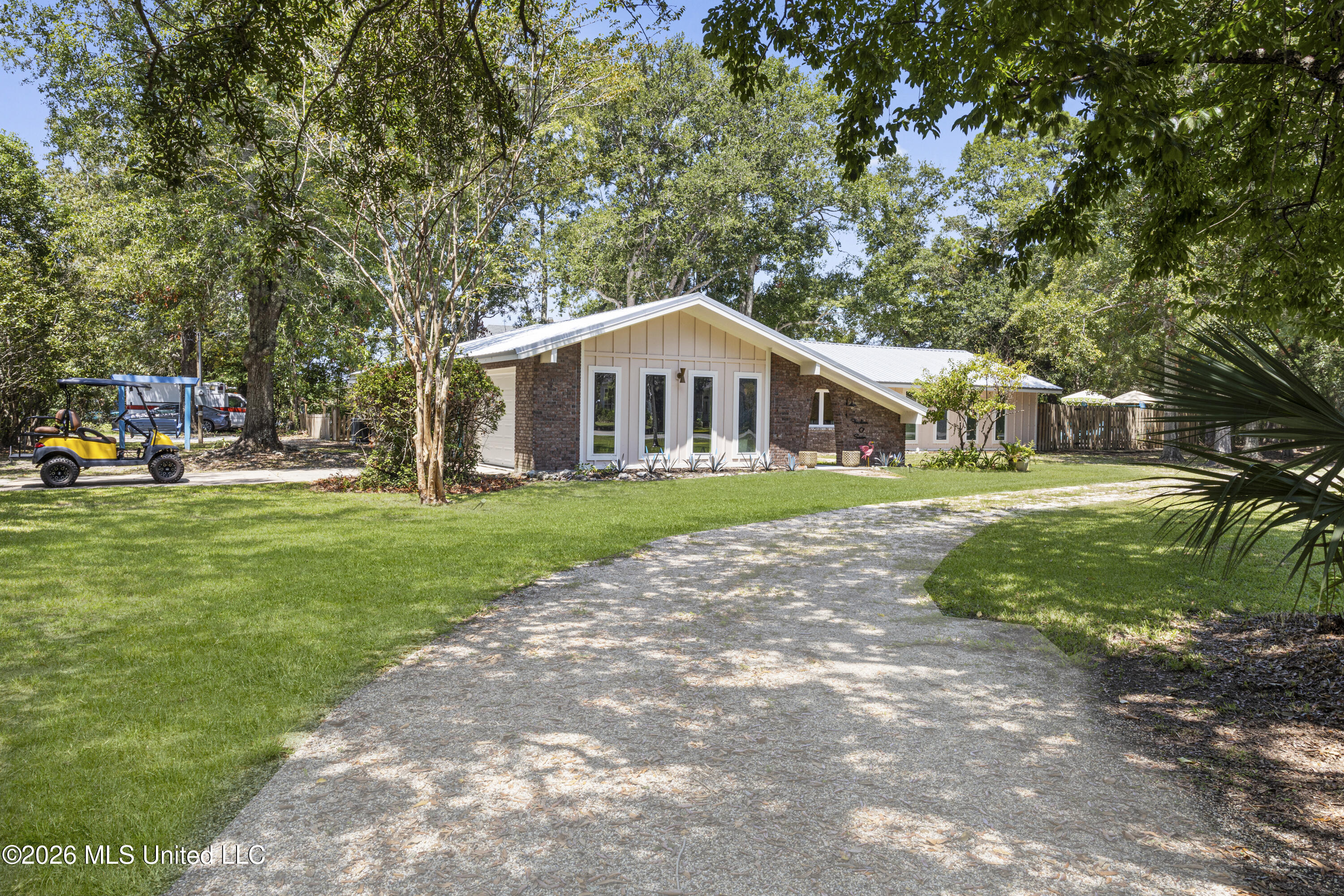 1407 Nicholson