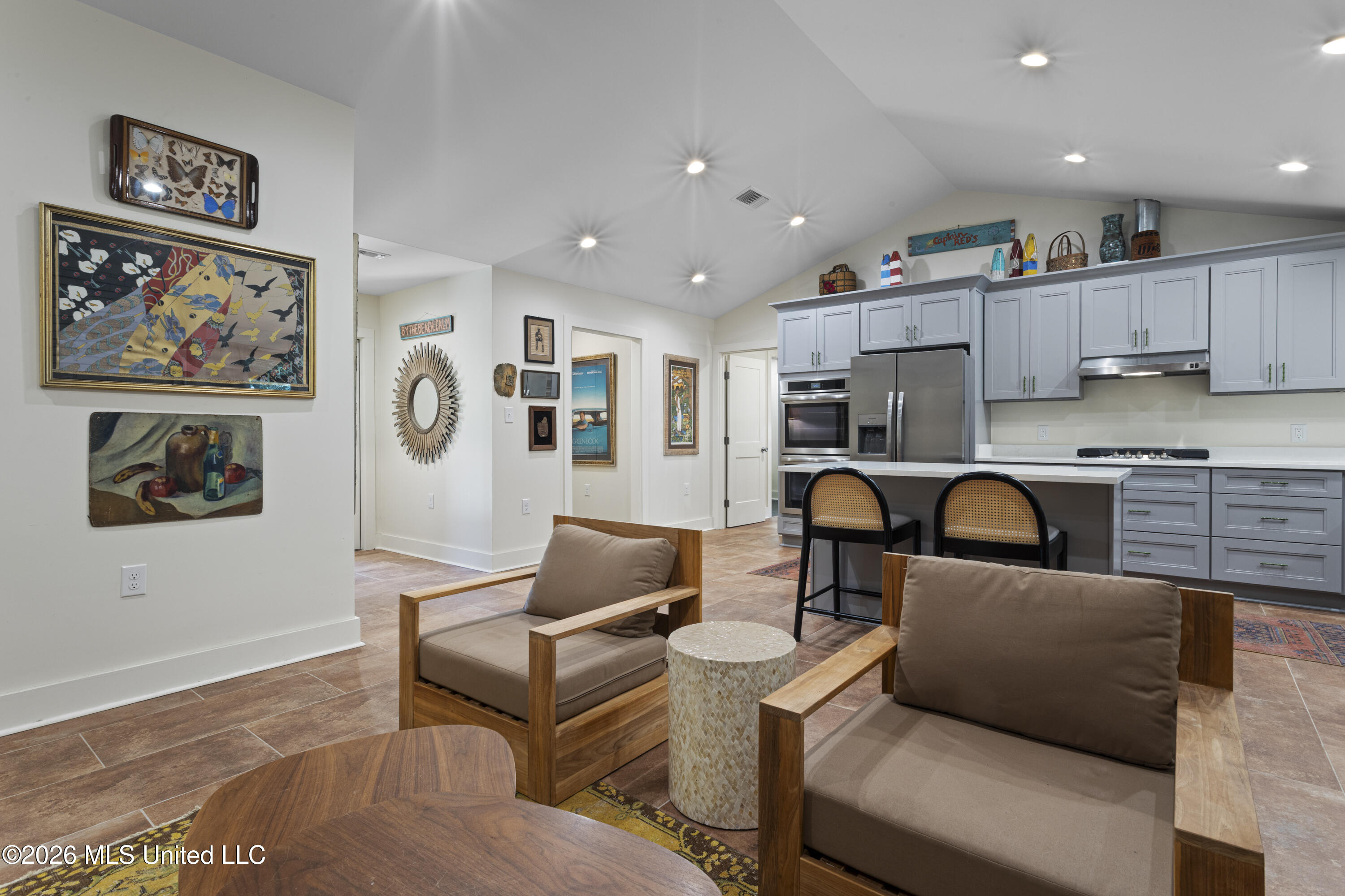 1407 Nicholson