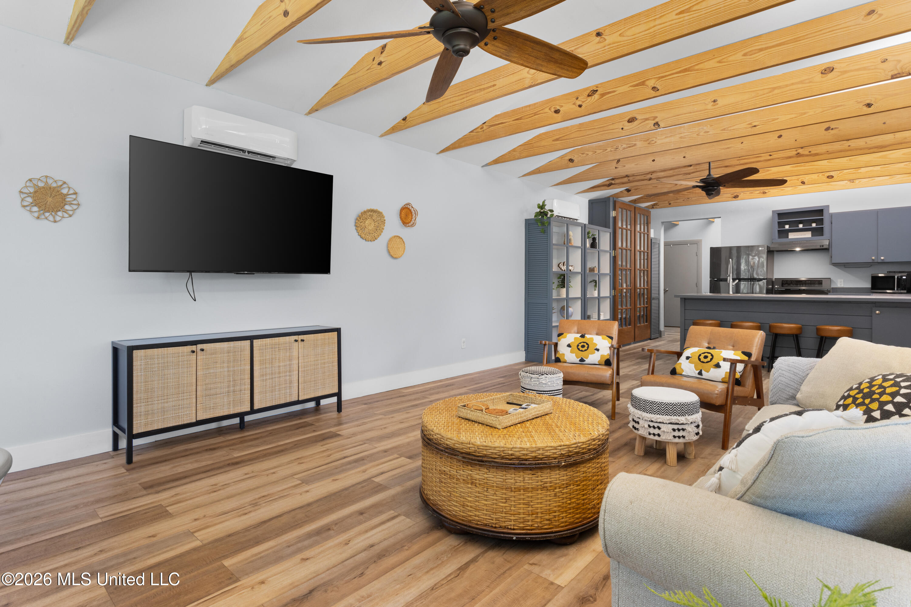 322 Tide Street