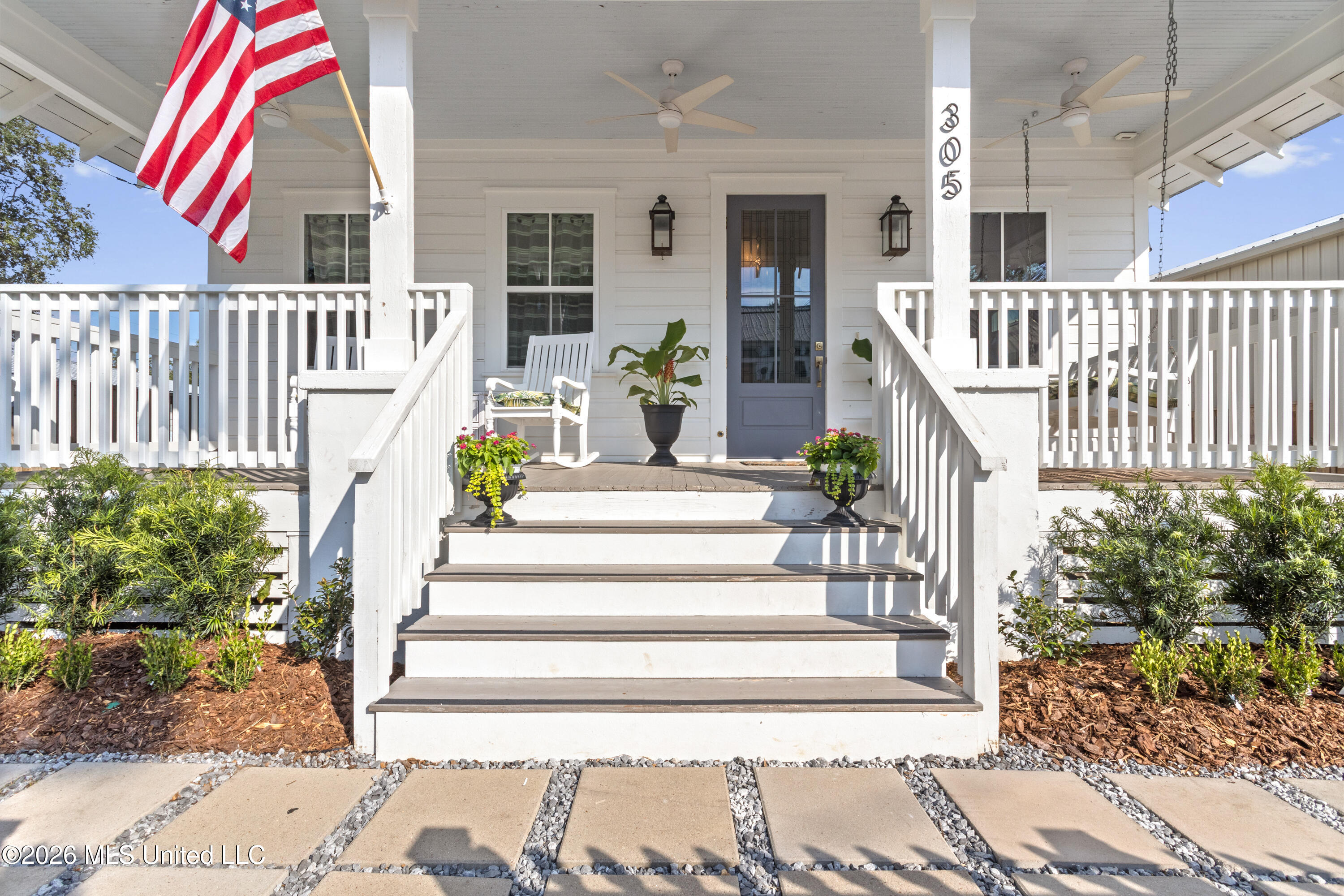 305 Third Street
